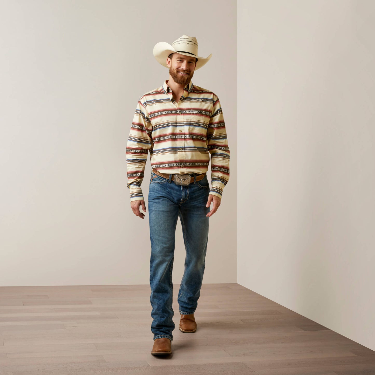 10044912 Men's Team Darren Fitted Logo Shirt by Ariat