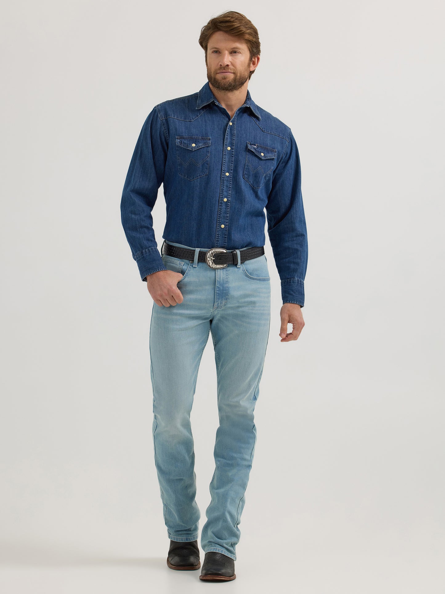 2365304 Men's 20X Vintage Boot Cut Jeans by Wrangler