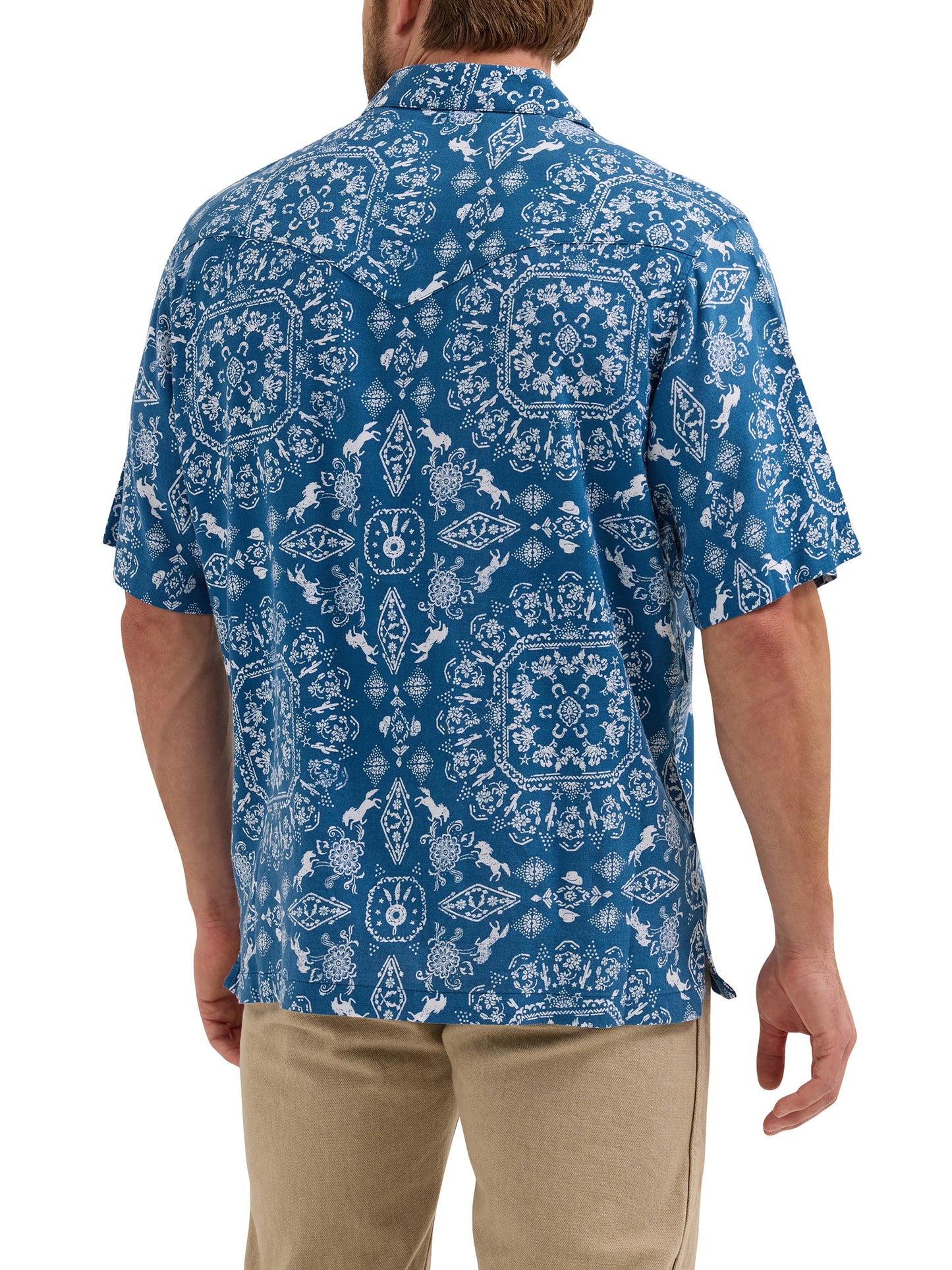 2365622 Men's Coconut Cowboy Short Sleeve Shirt by Wrangler