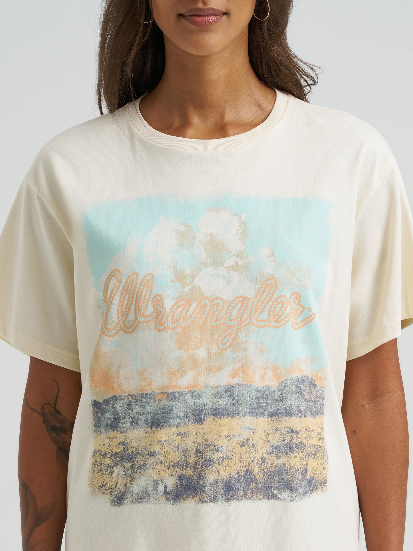 112375896 Women's Retro Graphic Short Sleeve T-Shirt by Wrangler