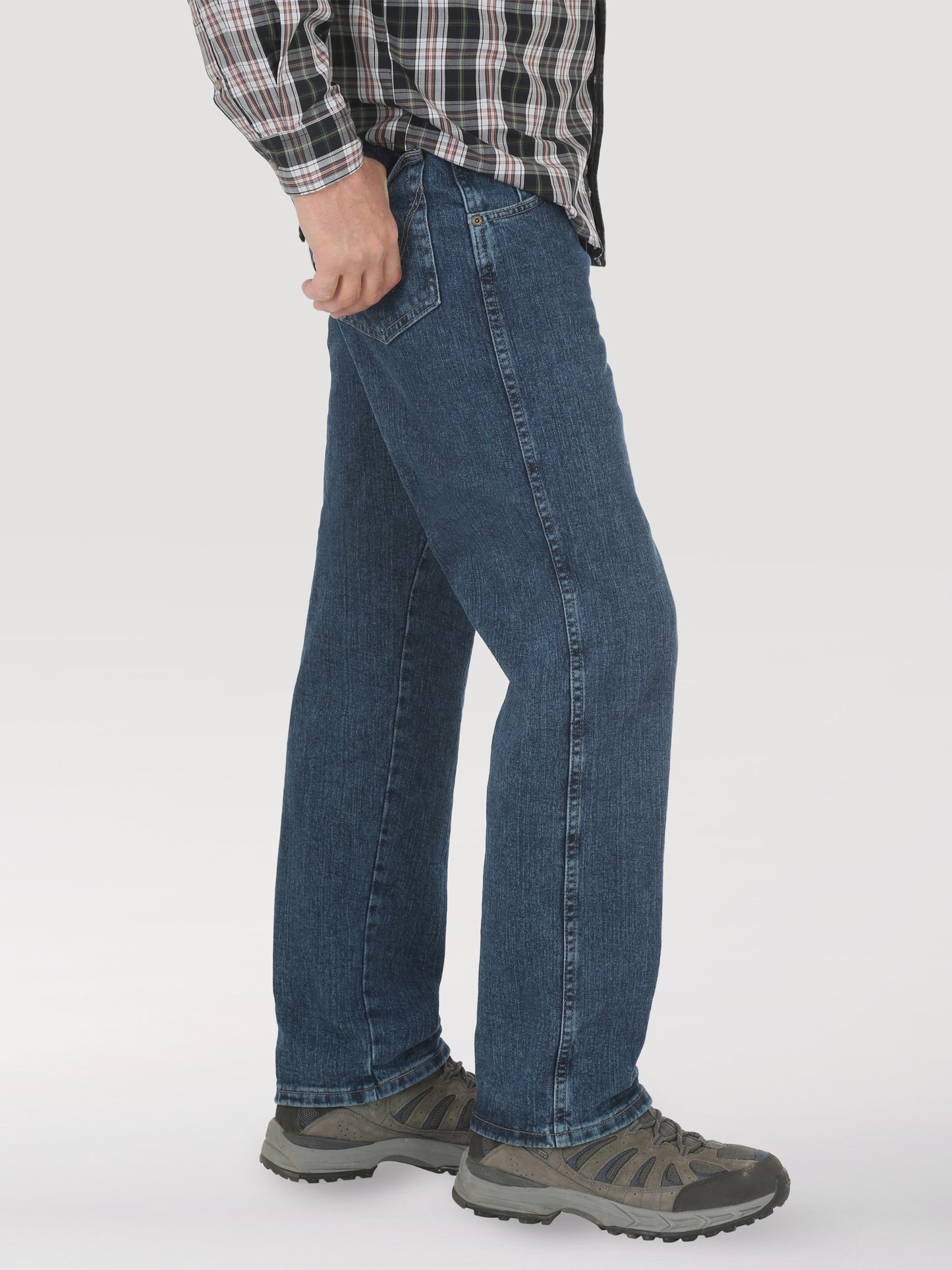 35051MS Men's Relaxed Fit Rugged Wear Jean by Wrangler