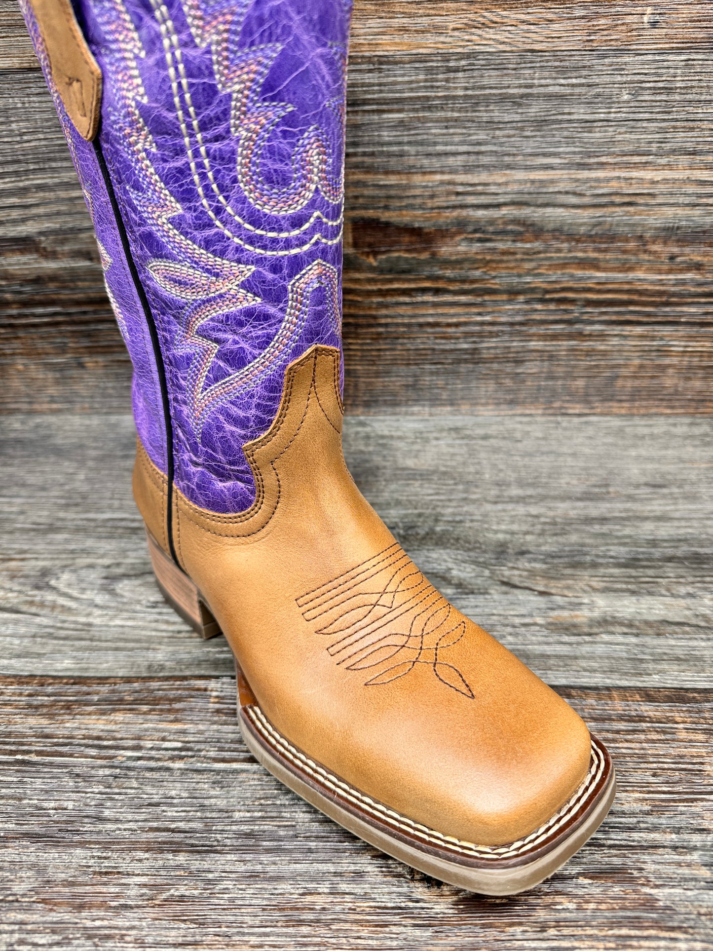 5947 Women's Mara Square Toe Western Boot