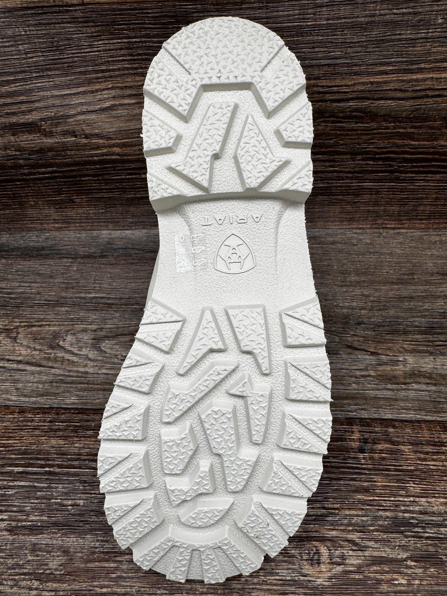 10061280 Women's Fatbaby in Distressed Ivory by Ariat