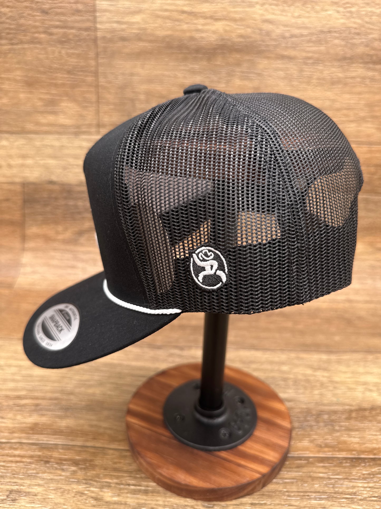 4044T-BK Whit Black & White Cap by Hooey