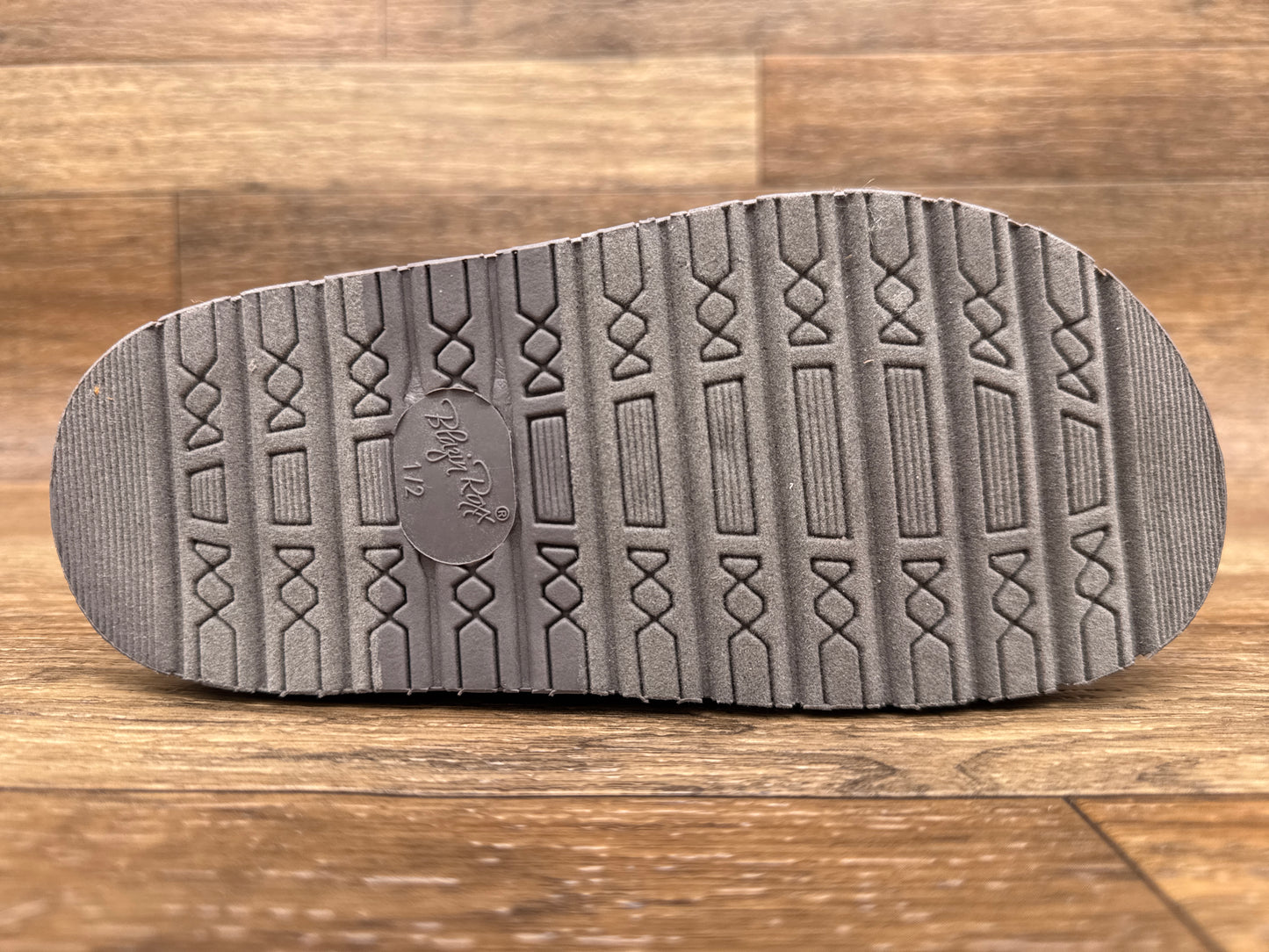 5740212 Youth Kinsey Slide Howdy Slippers by M&F Western Products