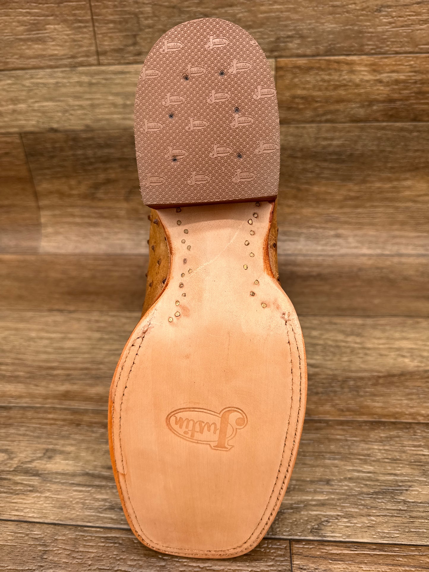 JE8170 Men's Chisolm Antique Saddle Full Quill Ostrich Boots by Justin (11D only)