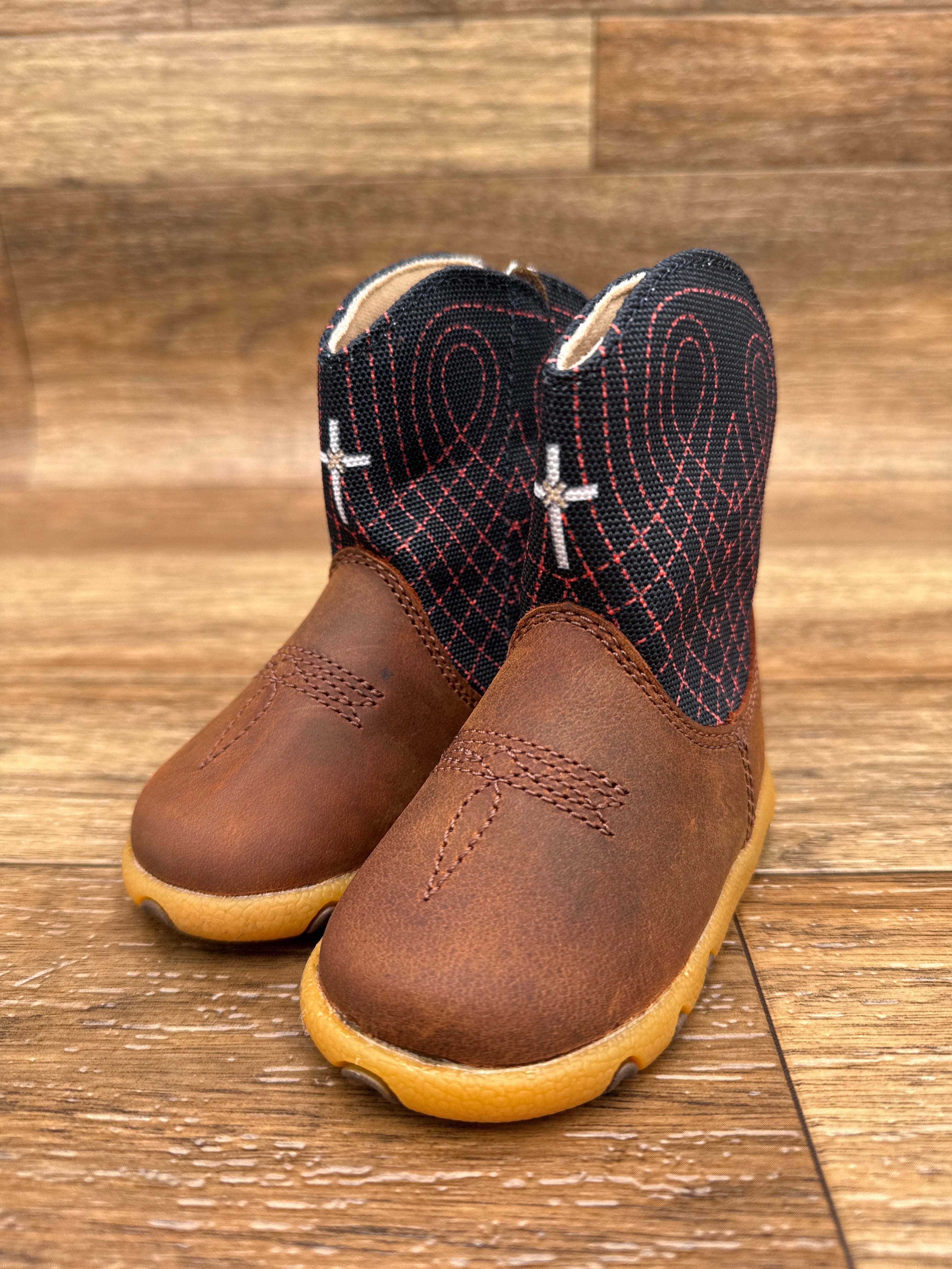 ICA0049 Infant & Toddler Driving Moc Boots by Twisted X – Rushing