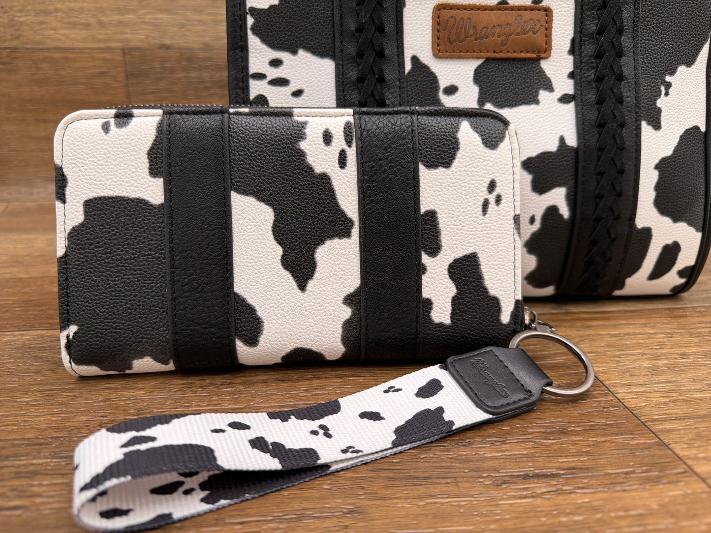 WG133-W006 Wrangler Cow Print Wallet by Montana West