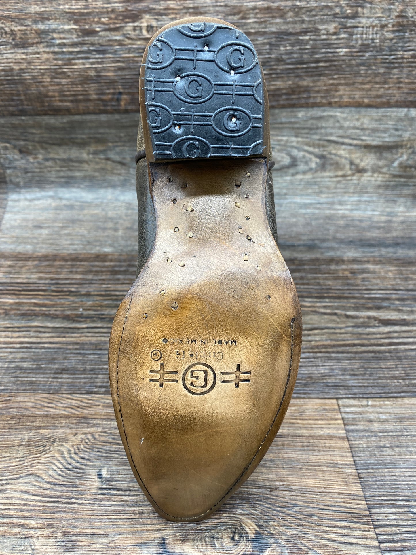 l5255 Women's Circle-G Floral Embroidered Snip Toe Boot by Corral