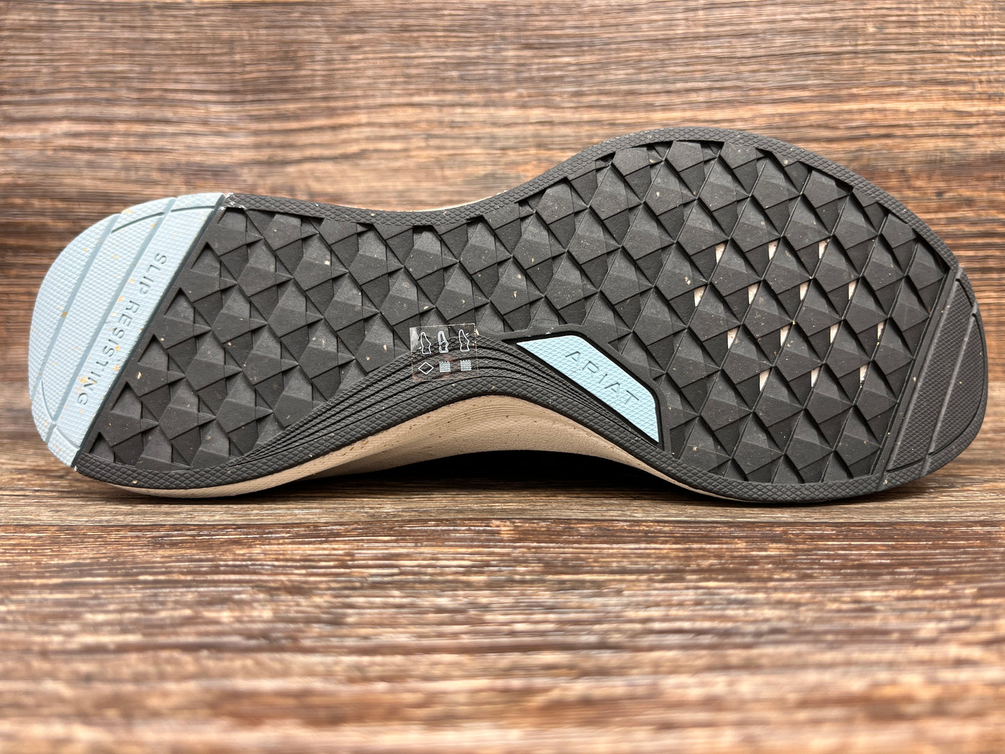 10042569 Men's ShiftRunner Athletic Nursing Shoe by Ariat