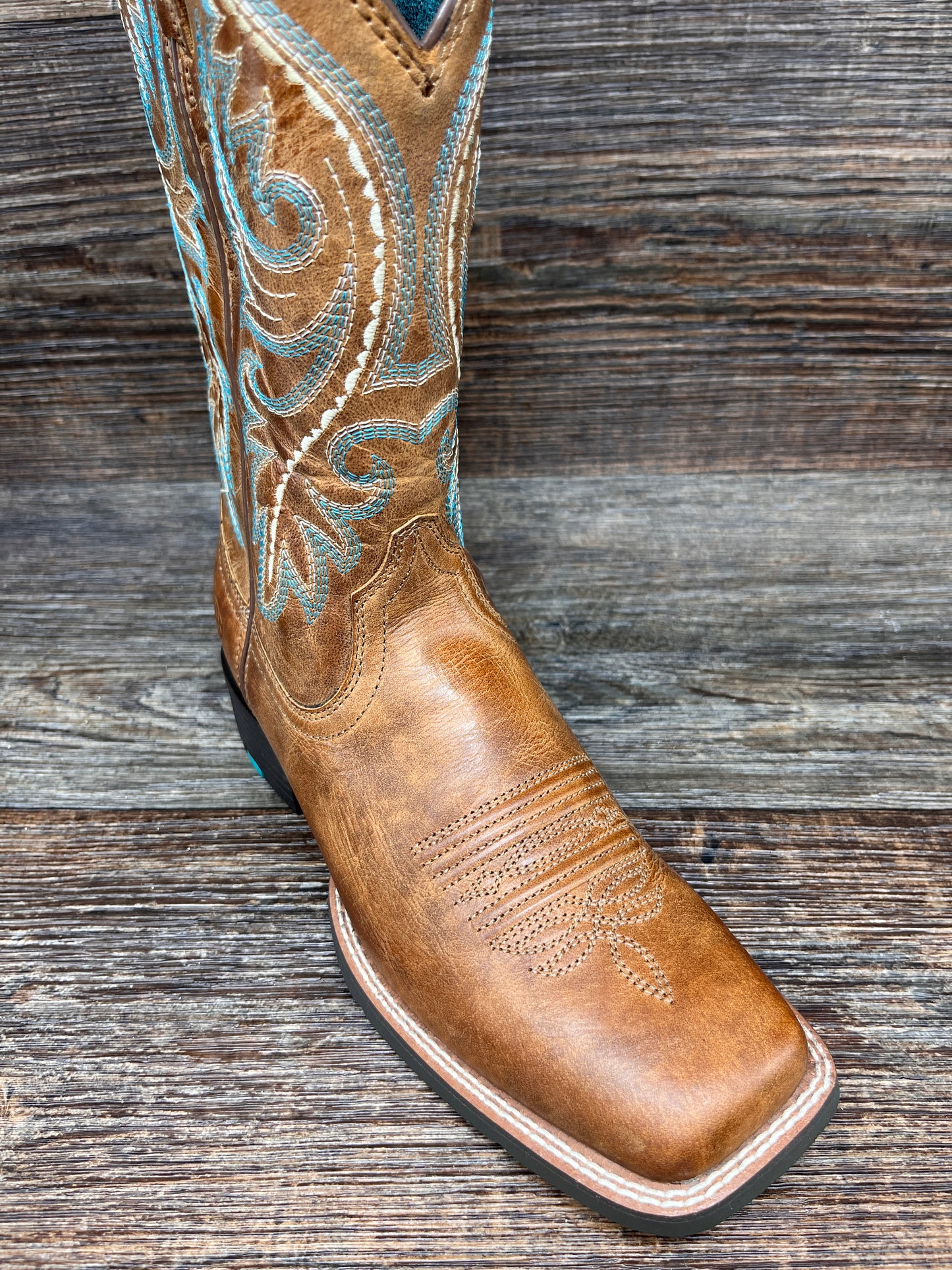 10044432 Women's Round Up Back Zip Square Toe Western Boot by Ariat