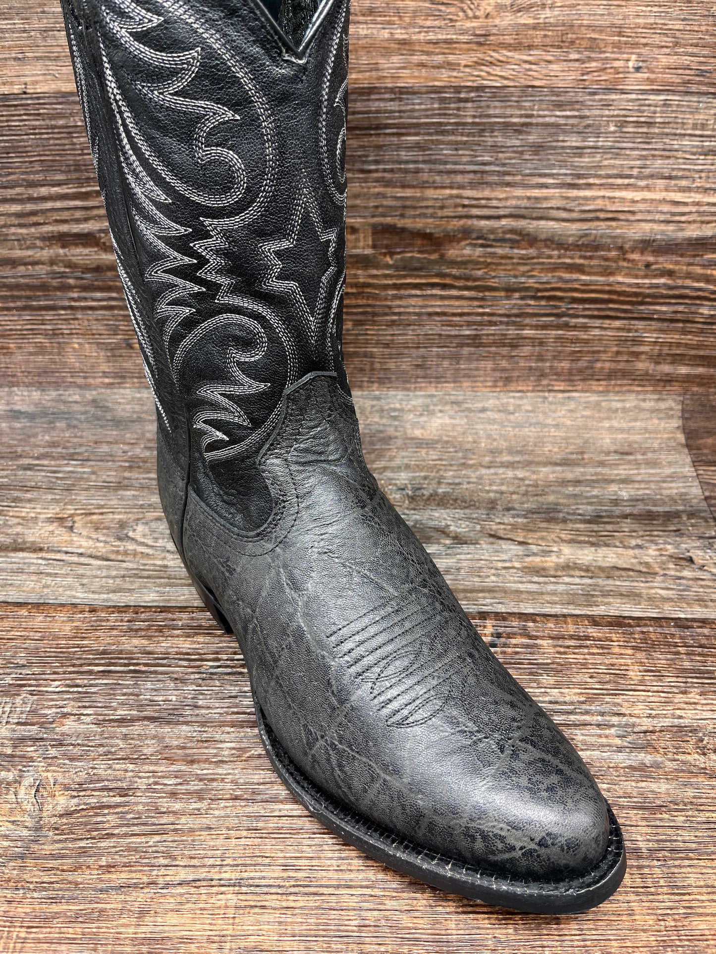 10044556 Men's Bankroll Round Toe Western Boot in Black by Ariat