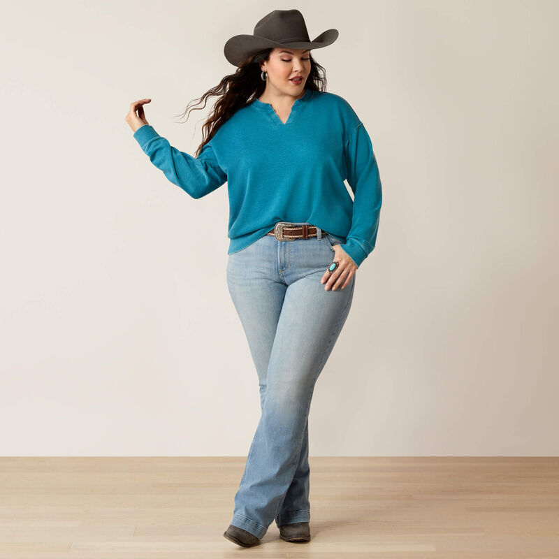 10052556 Women's "Unwind" Sweatshirt in Ocean Depths by Ariat