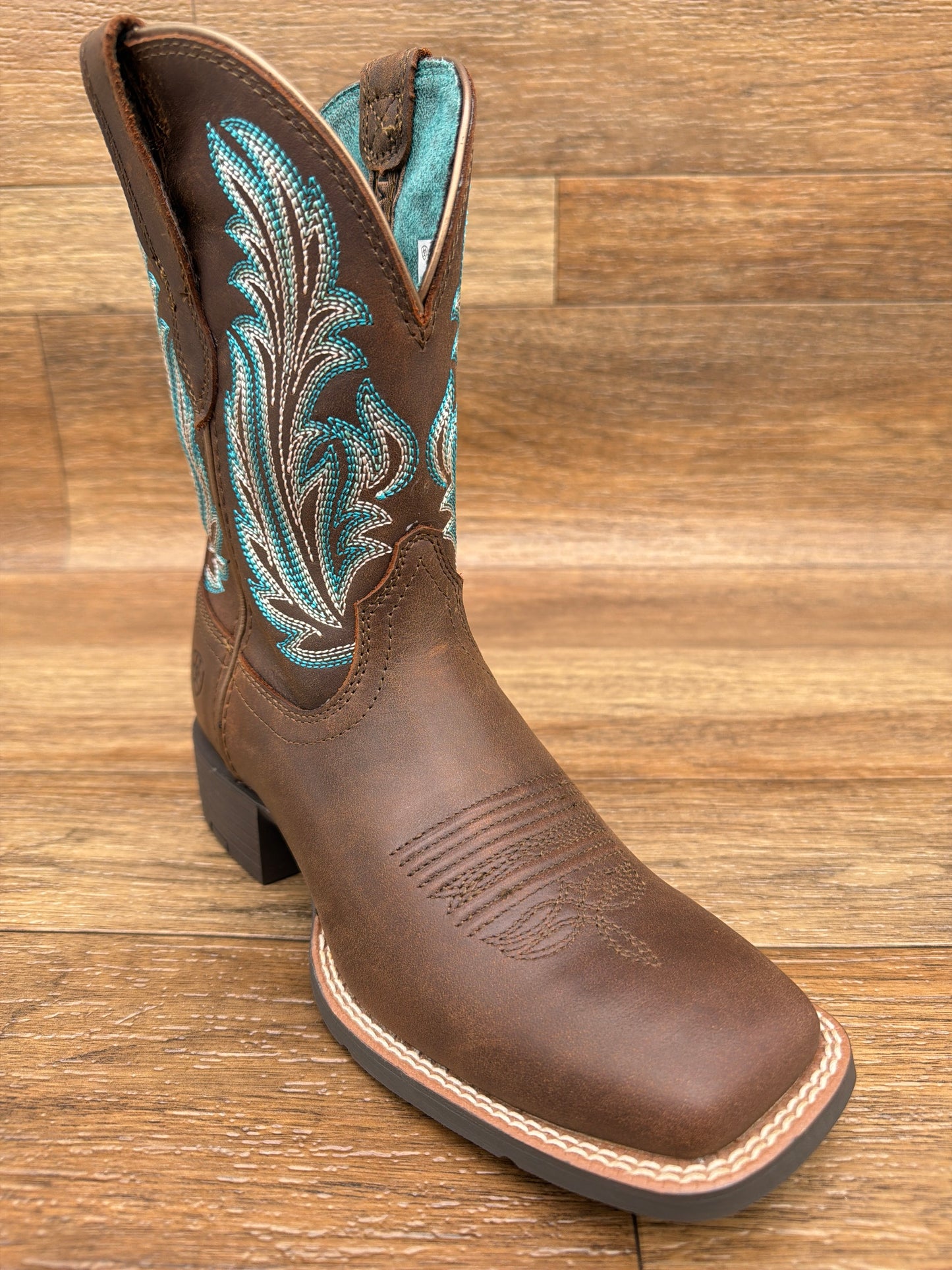 10080408 Women's Round Up Filly Wide Square Toe Western Boot by Ariat - profile