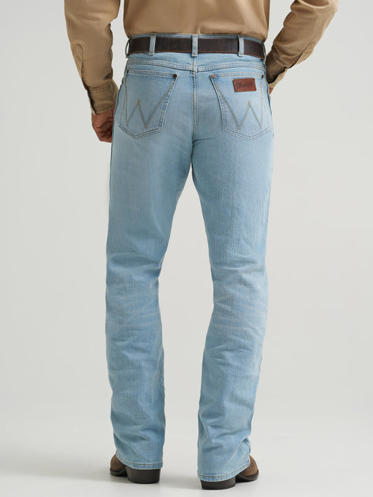 112367676 Men's Retro Relaxed Fit Boot Cut Jean by Wrangler