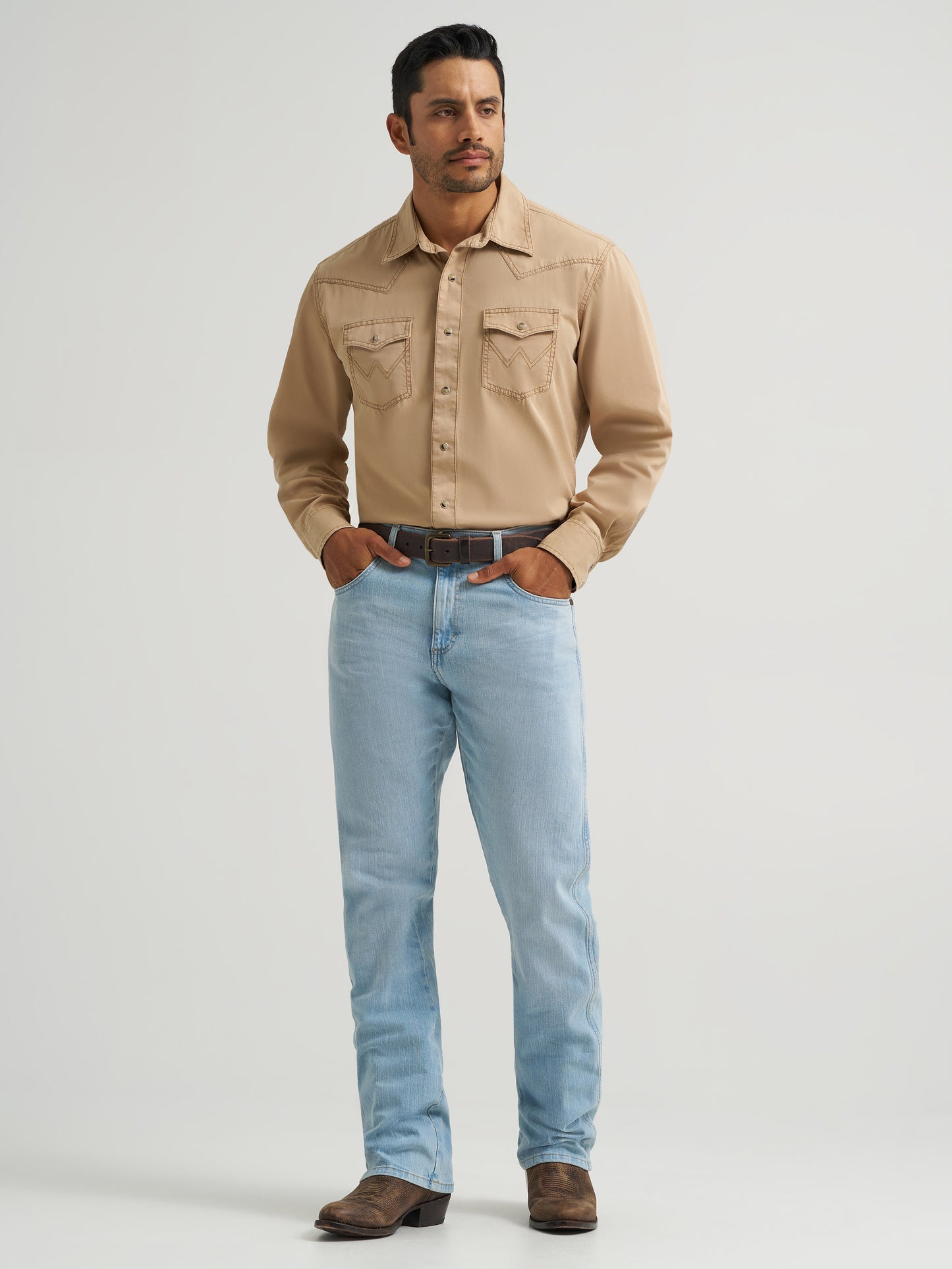 112367676 Men's Retro Relaxed Fit Boot Cut Jean by Wrangler