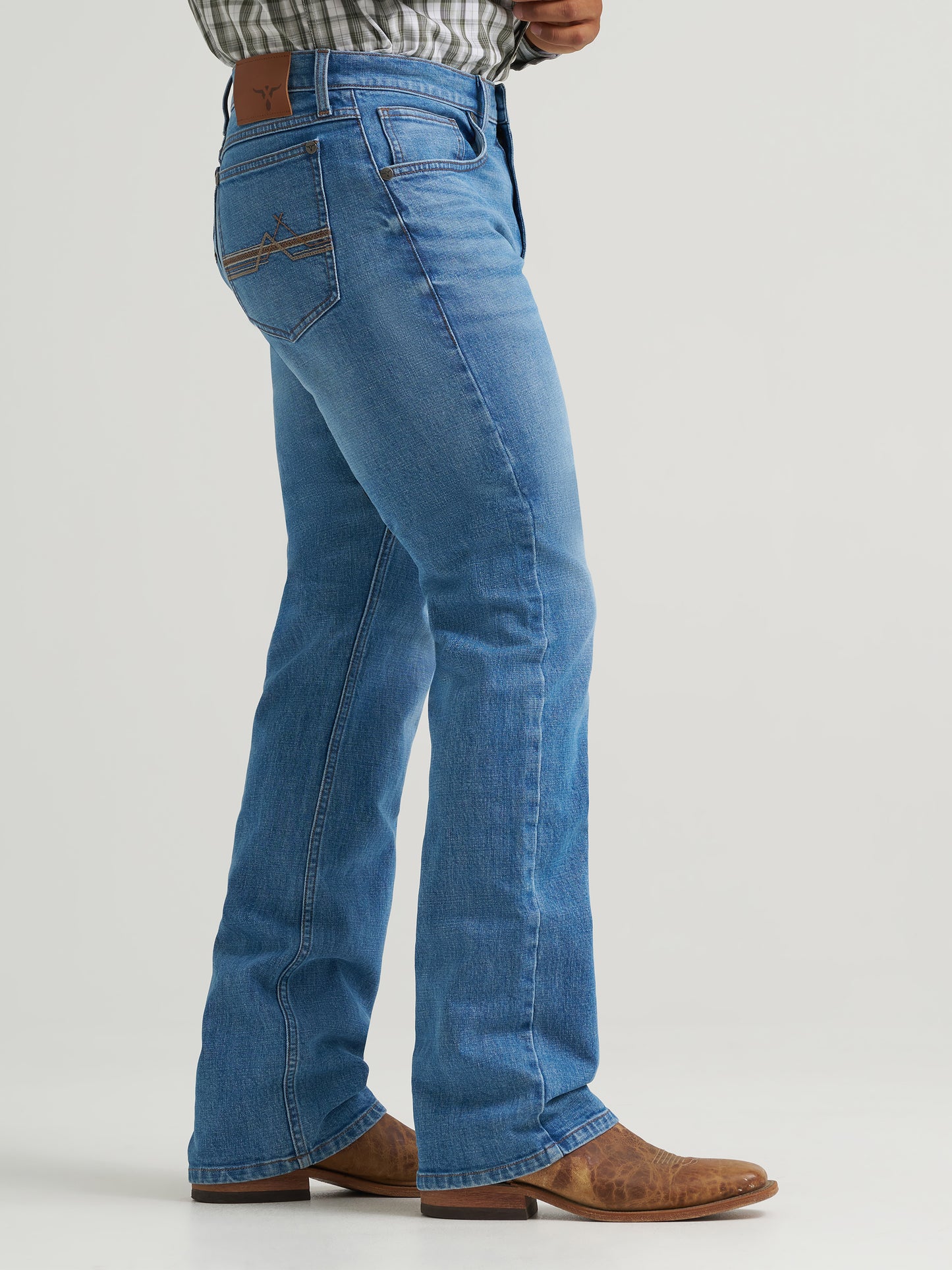 112374836 Men's 20x 42 Vintage Boot Jean by Wrangler