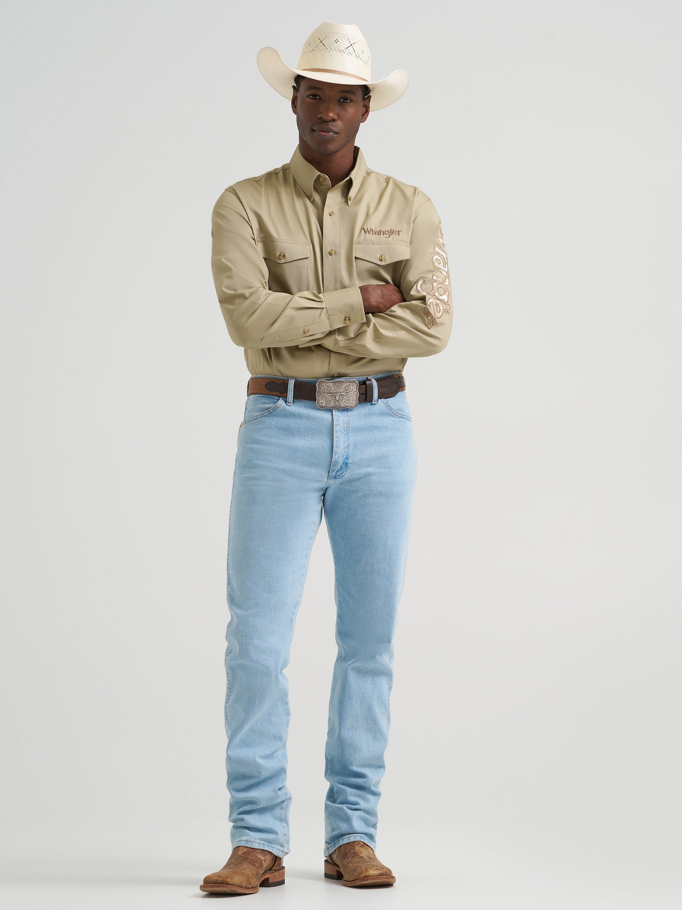 112374859 Men's Long Sleeve Logo Shirt by Wrangler – Rushing Boots