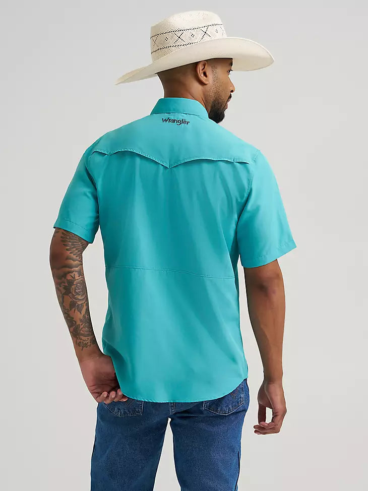 112375104 Men's All Terrain Performance Shirt by Wrangler