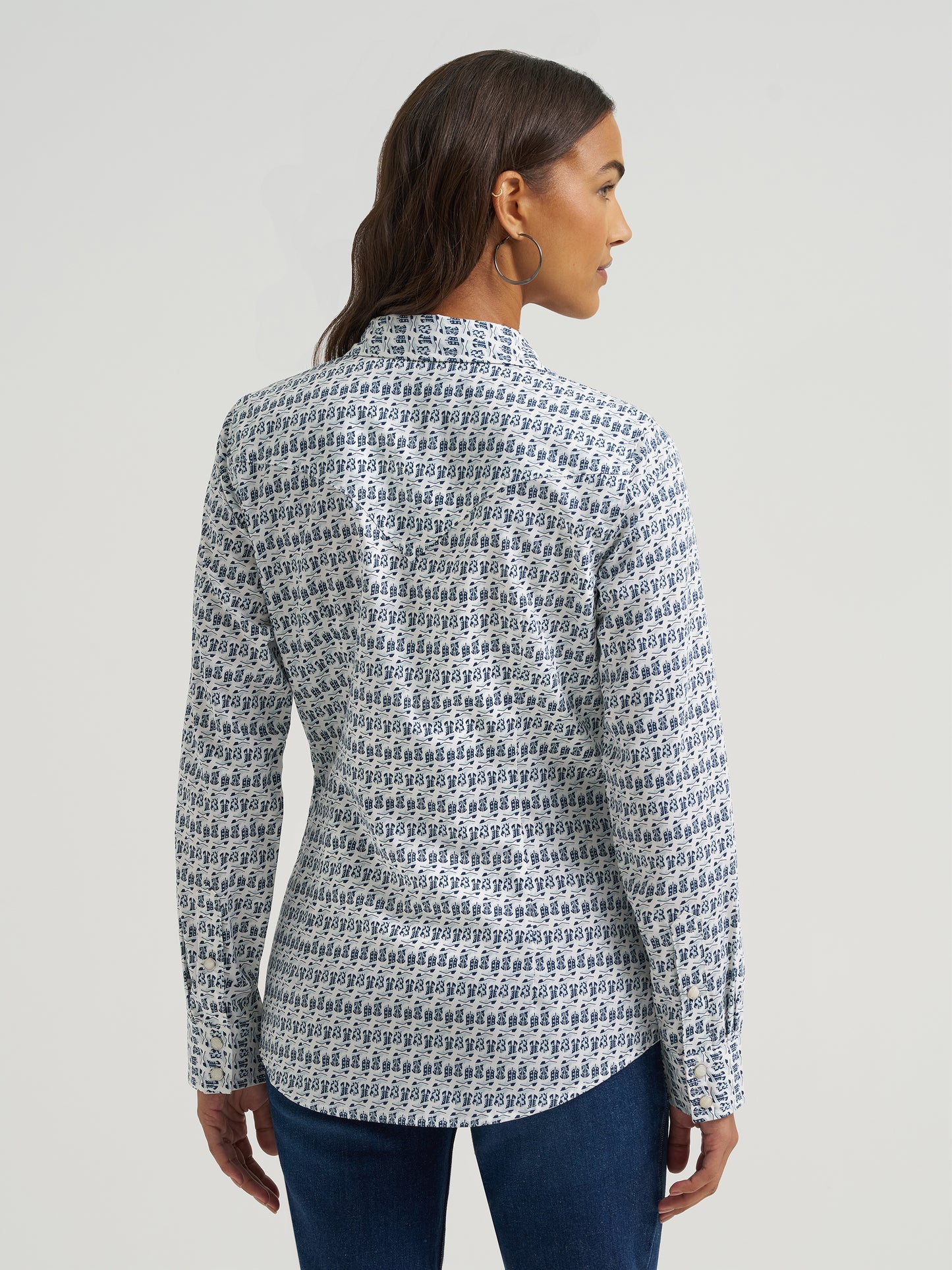 112375206 Women's All Occasion Snap Shirt by Wrangler