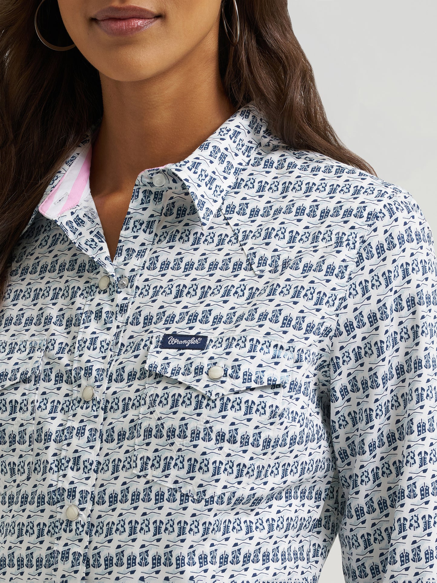 112375206 Women's All Occasion Snap Shirt by Wrangler