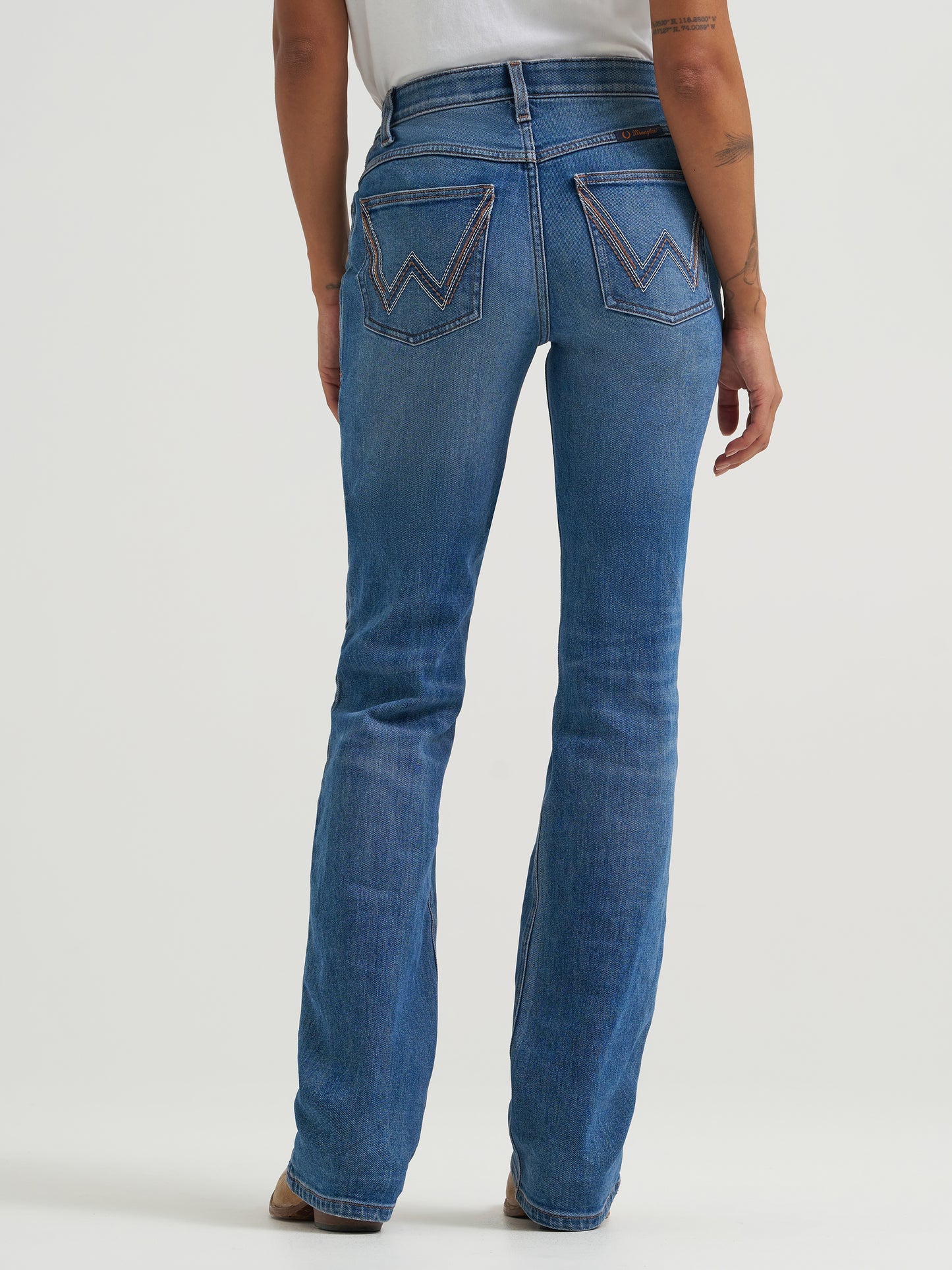 112379427 Women's Bootcut Willow Ultimate Riding Jean by Wrangler