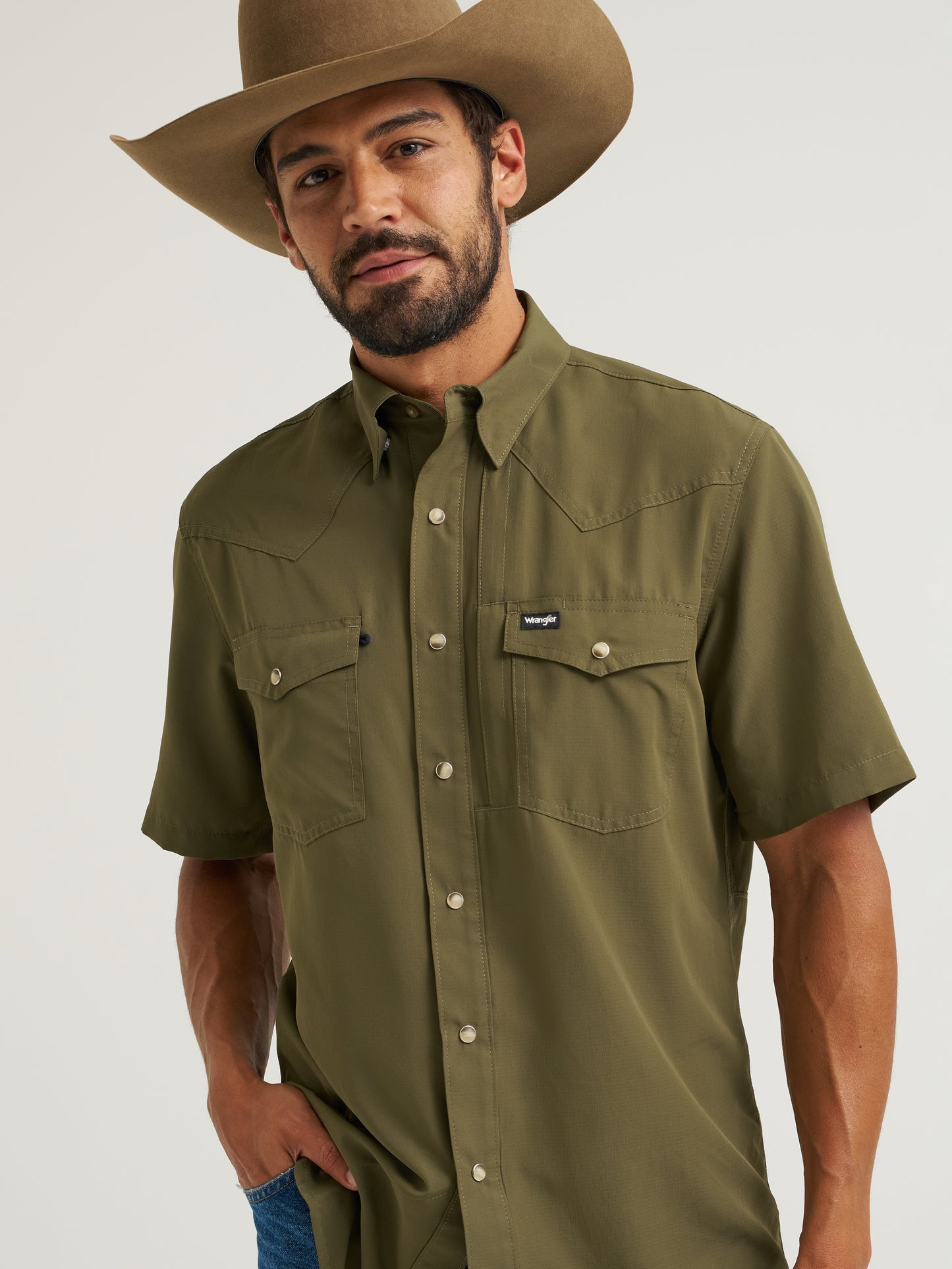 112382383 Men's Western Performance Short Sleeve Shirt by Wrangler