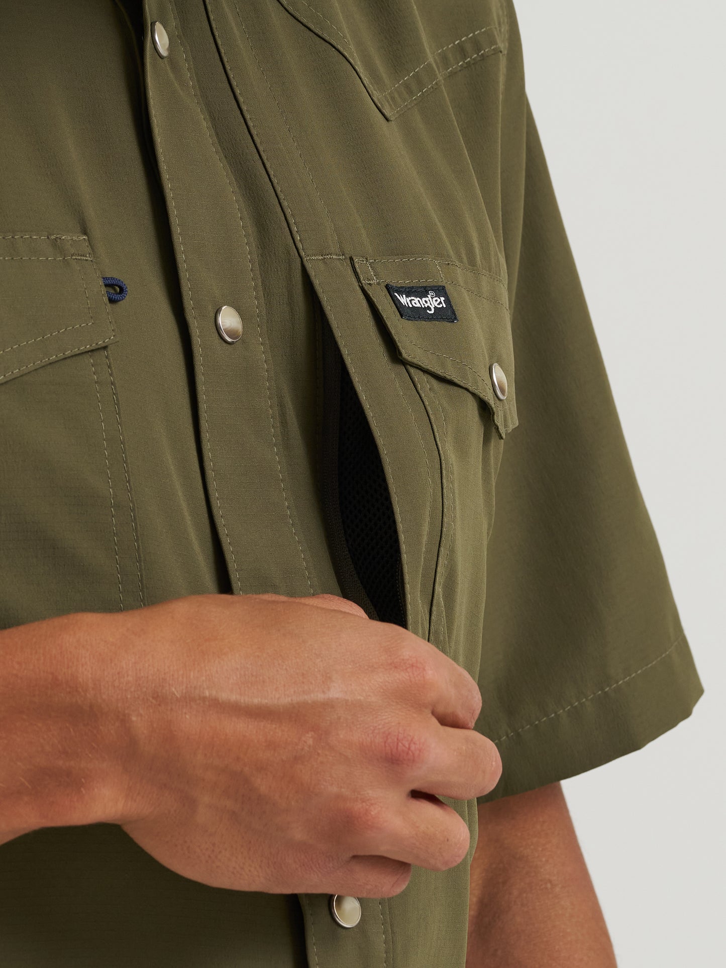 112382383 Men's Western Performance Short Sleeve Shirt by Wrangler