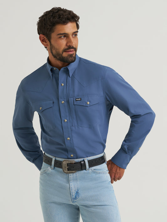 112382400 Men's Long Sleeve Performance Snap Shirt by Wrangler