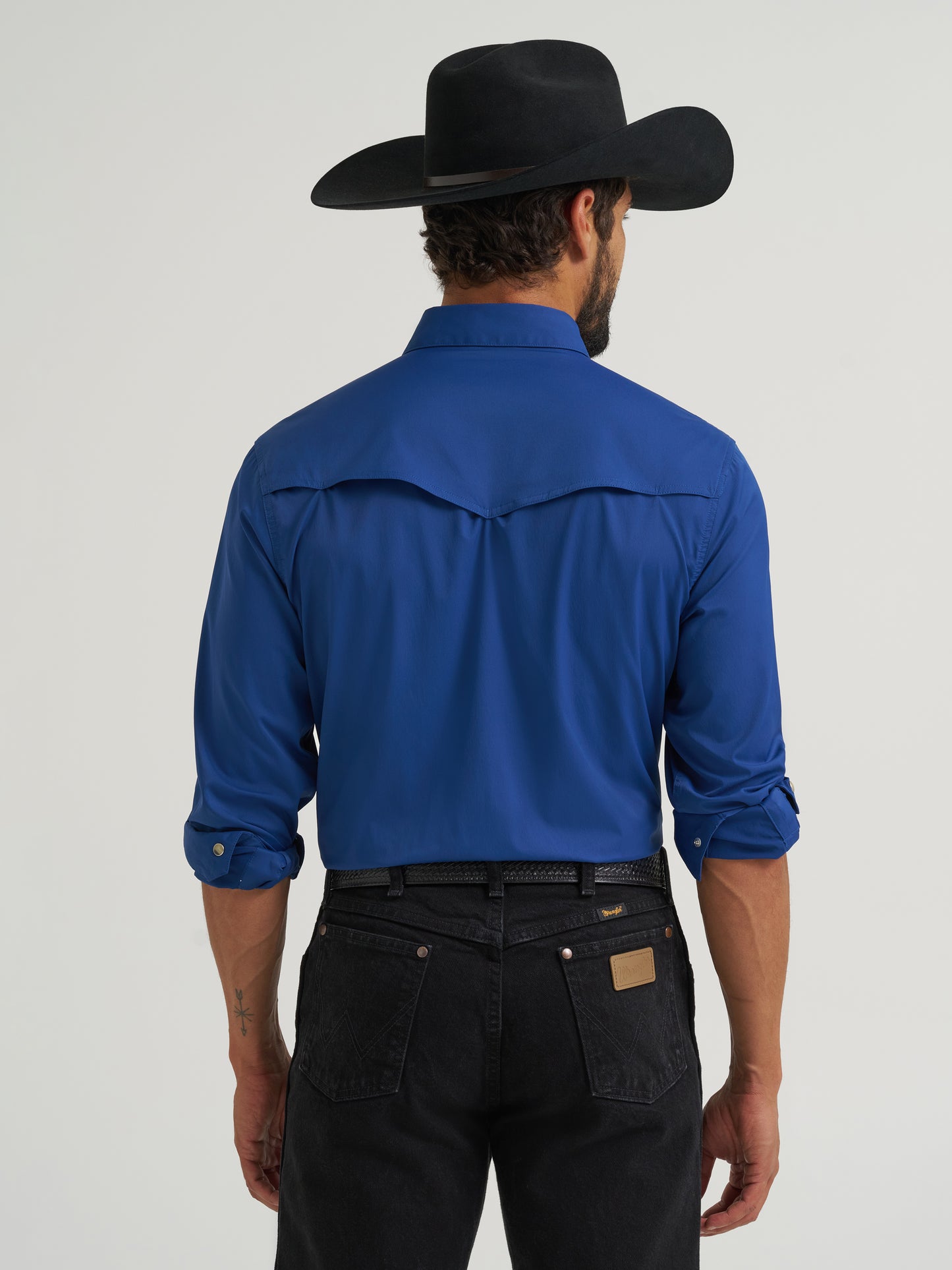 112382515 Men's Long Sleeve Technical Shirt by Wrangler