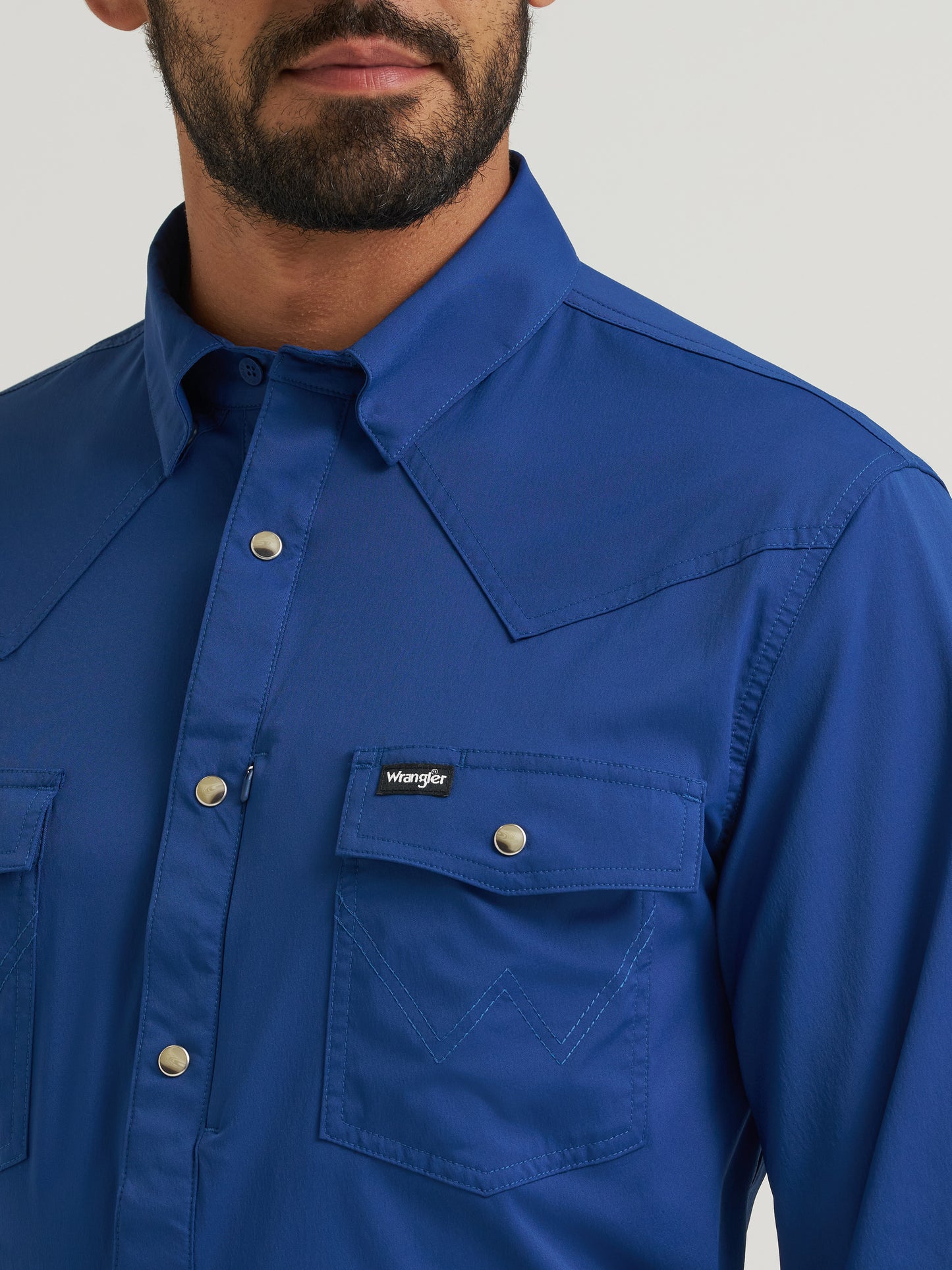 112382515 Men's Long Sleeve Technical Shirt by Wrangler