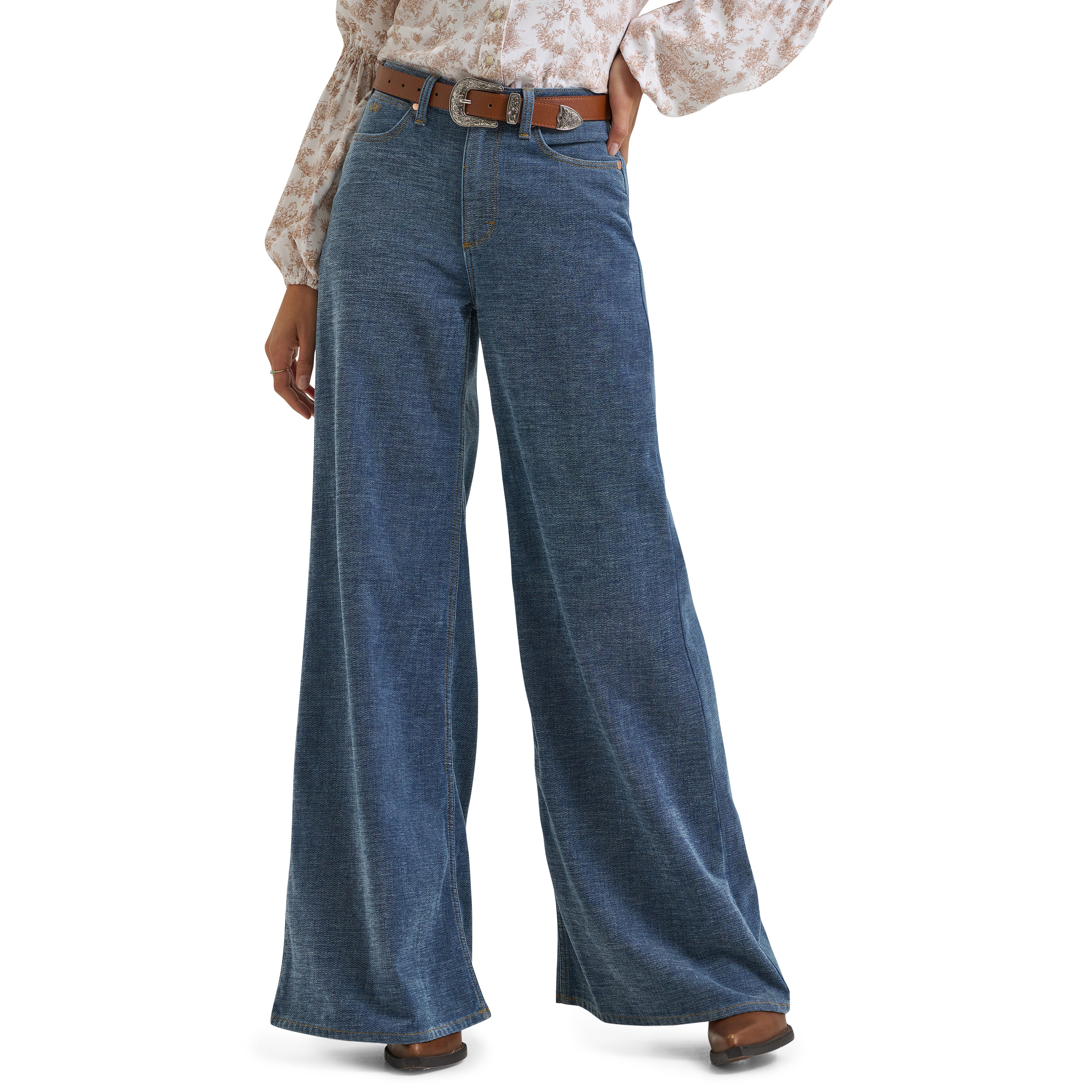112382902 Women's Lainey Wilson Cheeky Wide Leg Jean by Wrangler