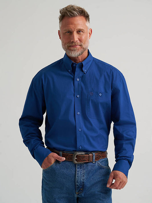 Wrangler Men's George Strait Solid One Pocket Button Down Shirt - Blue Creek - front view