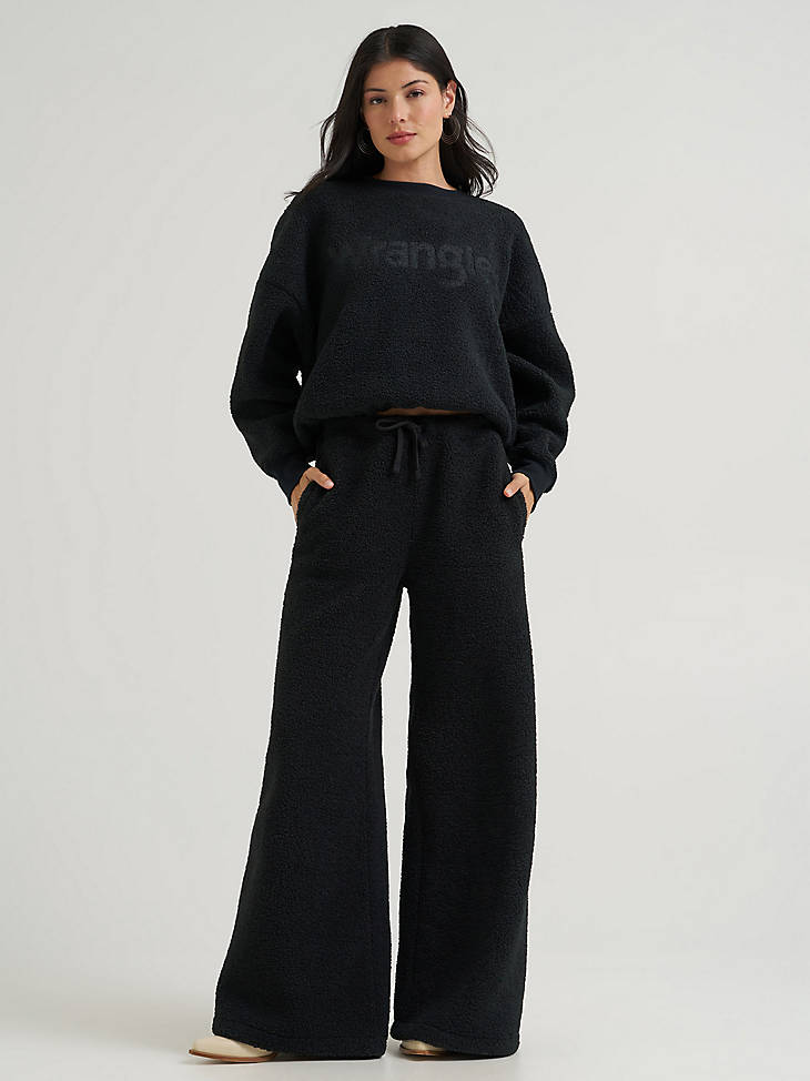 Wrangler Women's Lainey Wilson Preshow Sherpa Sweatpant in Midnight - full front view