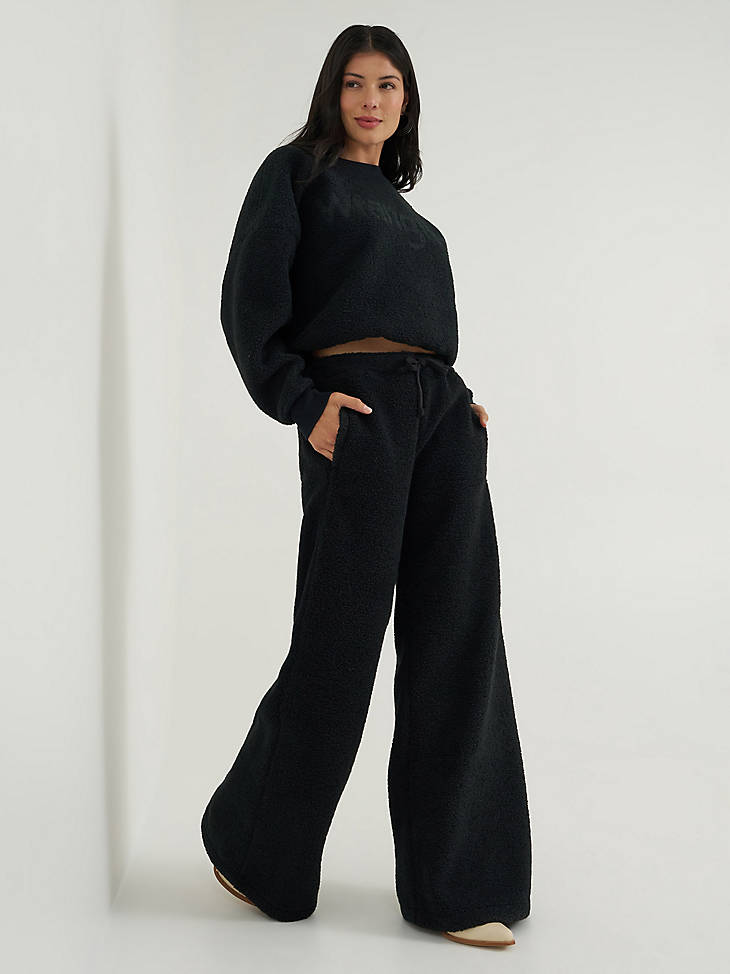 Wrangler Women's Lainey Wilson Preshow Sherpa Sweatpant in Midnight - alternate front view