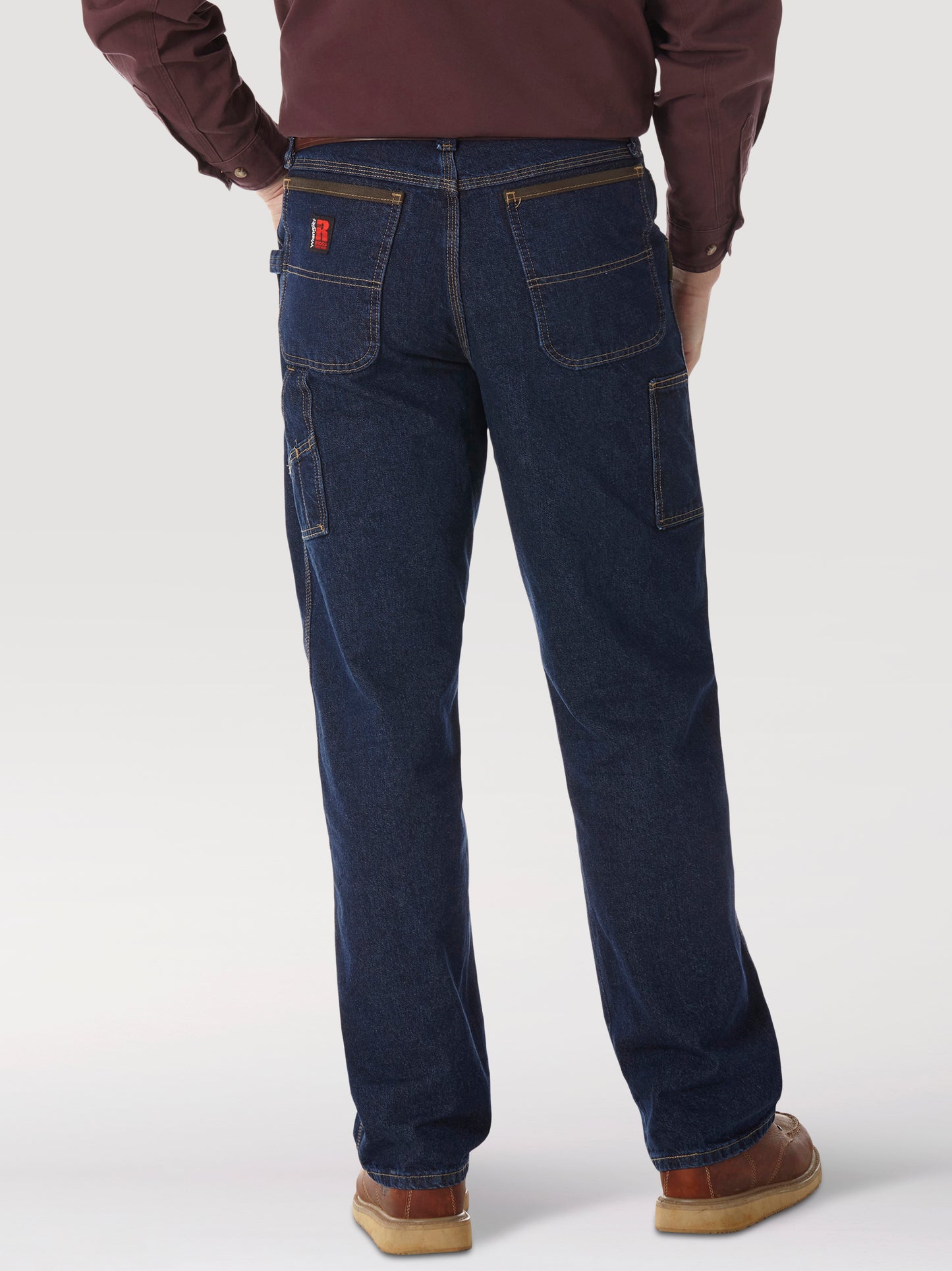 3W040AI Men's Riggs Relaxed Fit Contractor Jean by Wrangler