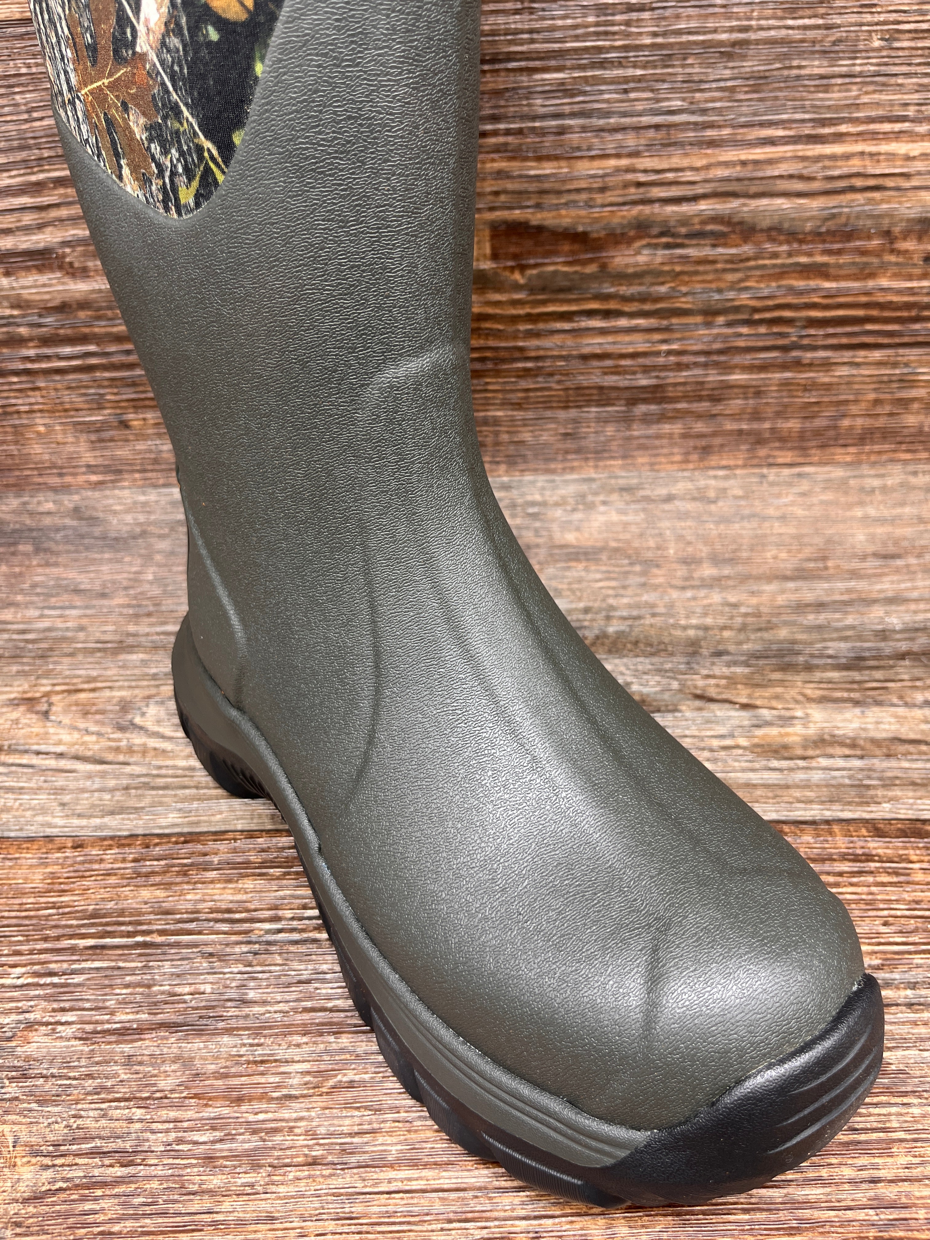 She outdoor 2024 rubber boots