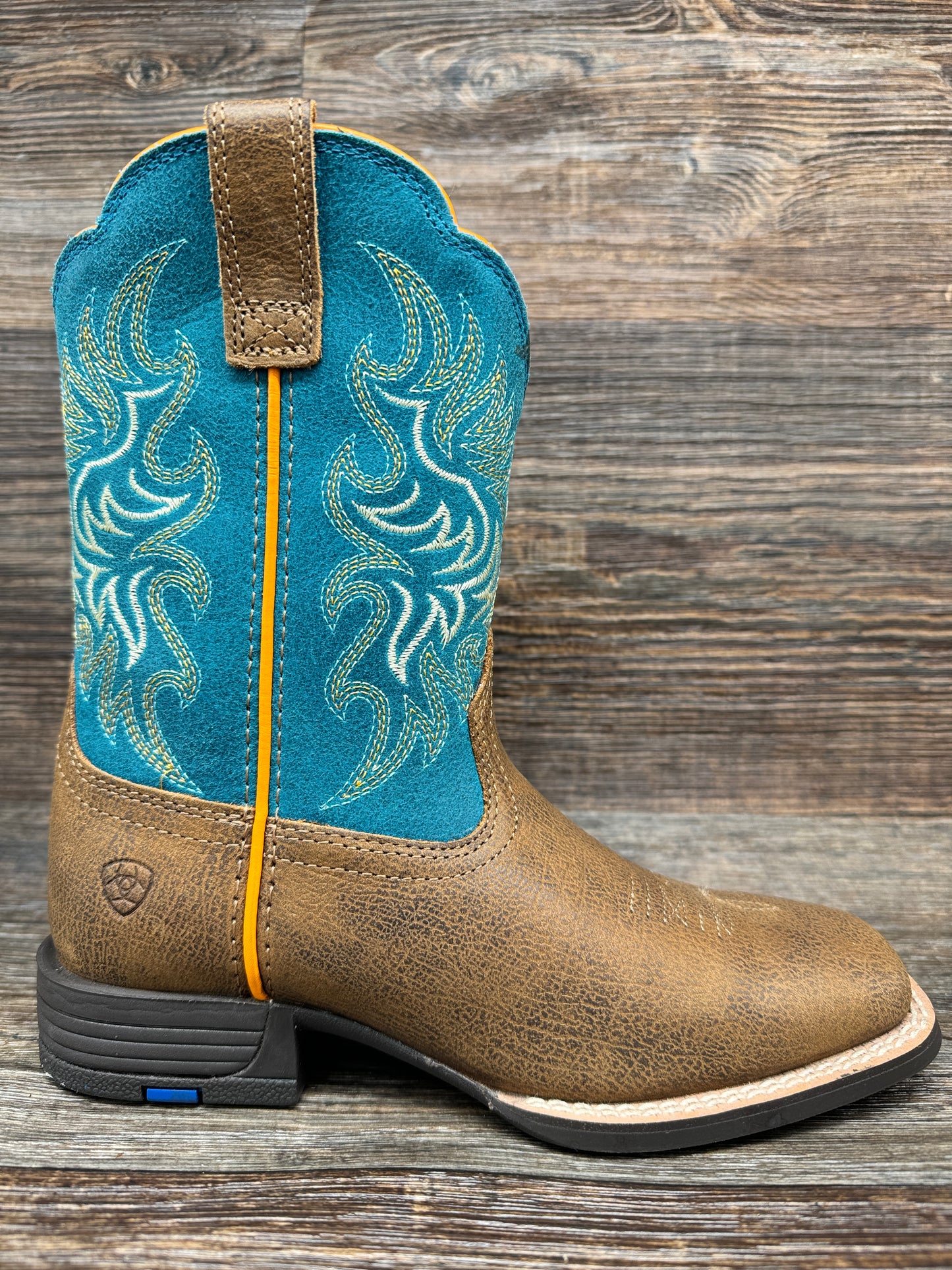 10053621 Youth Outrider Square Toe Western Boot by Ariat