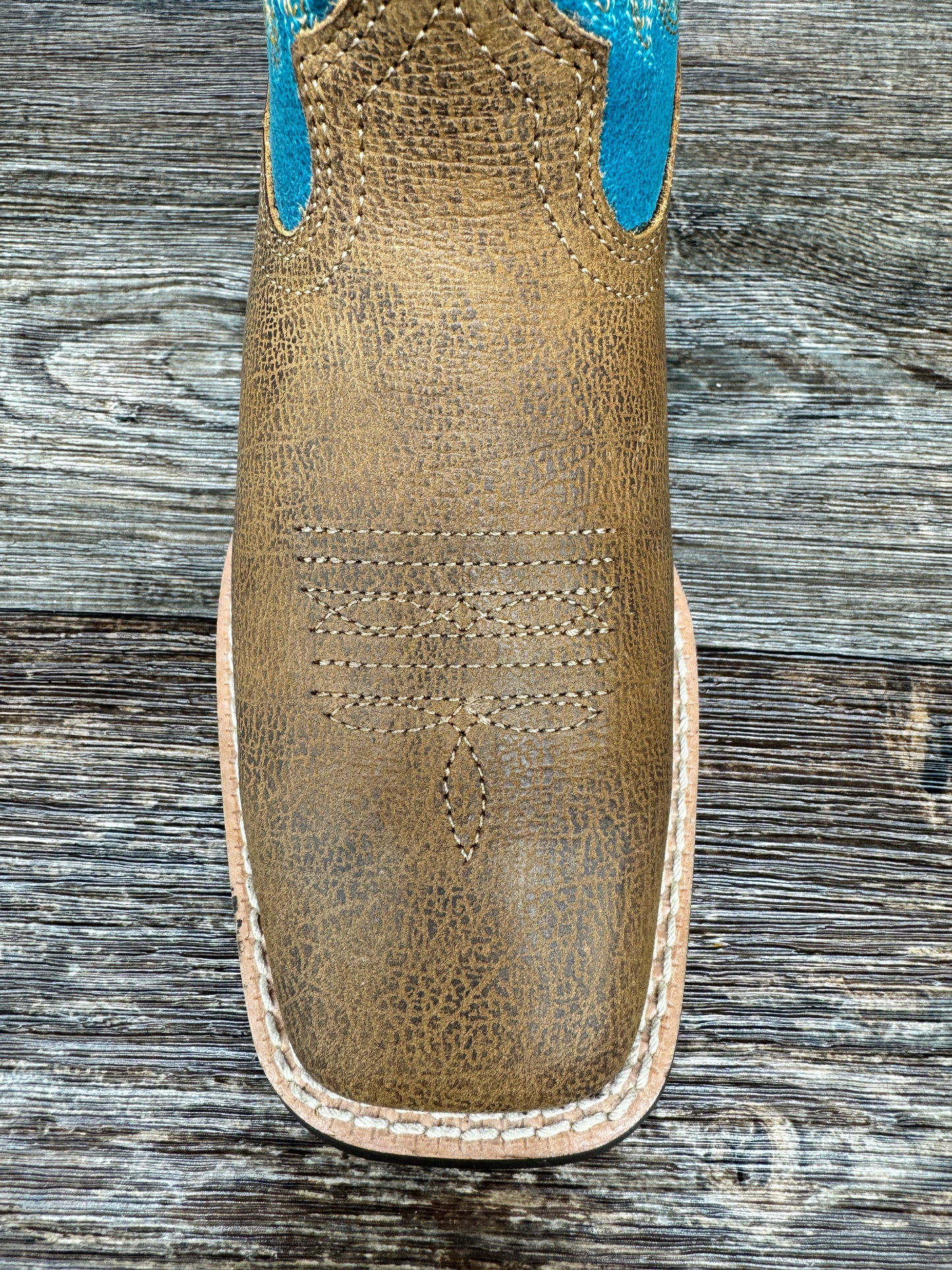 10053621 Youth Outrider Square Toe Western Boot by Ariat