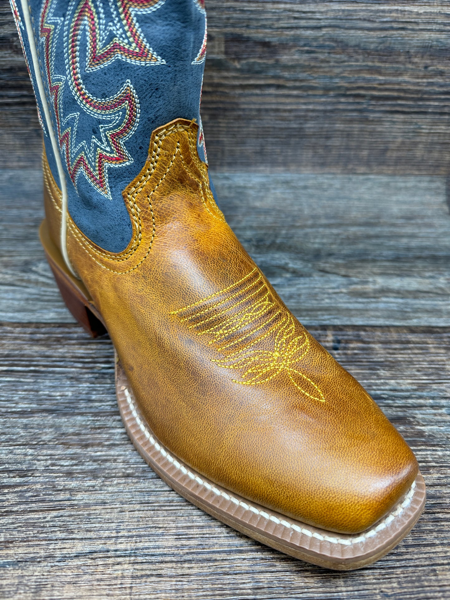 FN7251 Men's Showoff Square Toe Western Boot by Justin