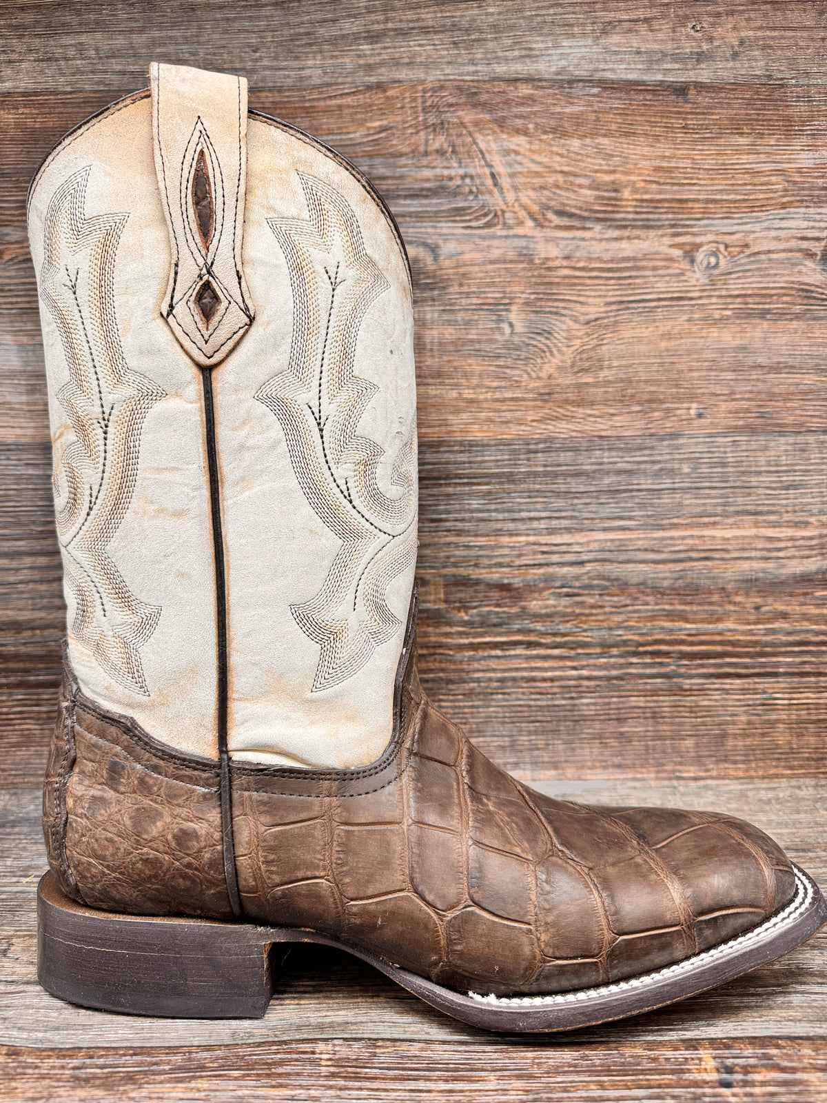 Corral Boots メンズ コニャック ピラルク 手作り カウボーイブーツ 