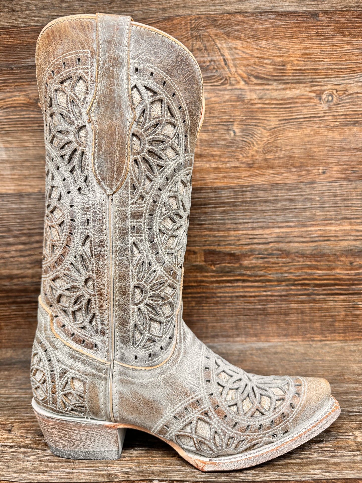 8176110 Women's Mandala Shabby Chic Snip Toe Western Boot by Ferrini.