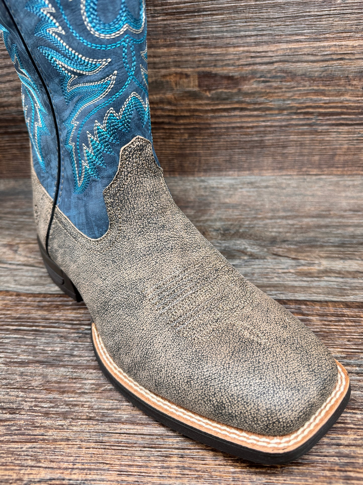 10053578 Men's Brush Creek Square Toe Western Boot by Ariat