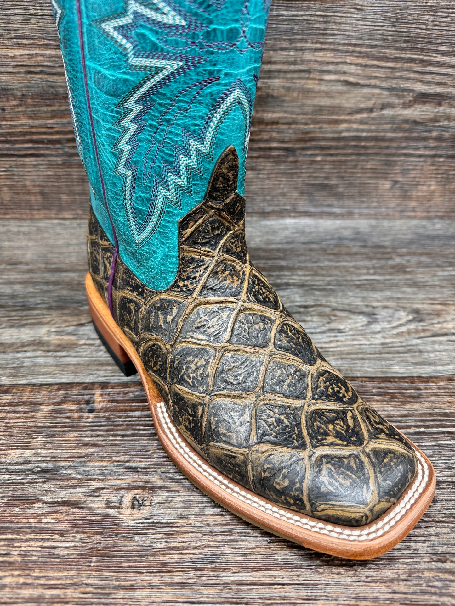 M9120 Women's "Reely Good Time" Fish Print Western Boot by Macie Bean