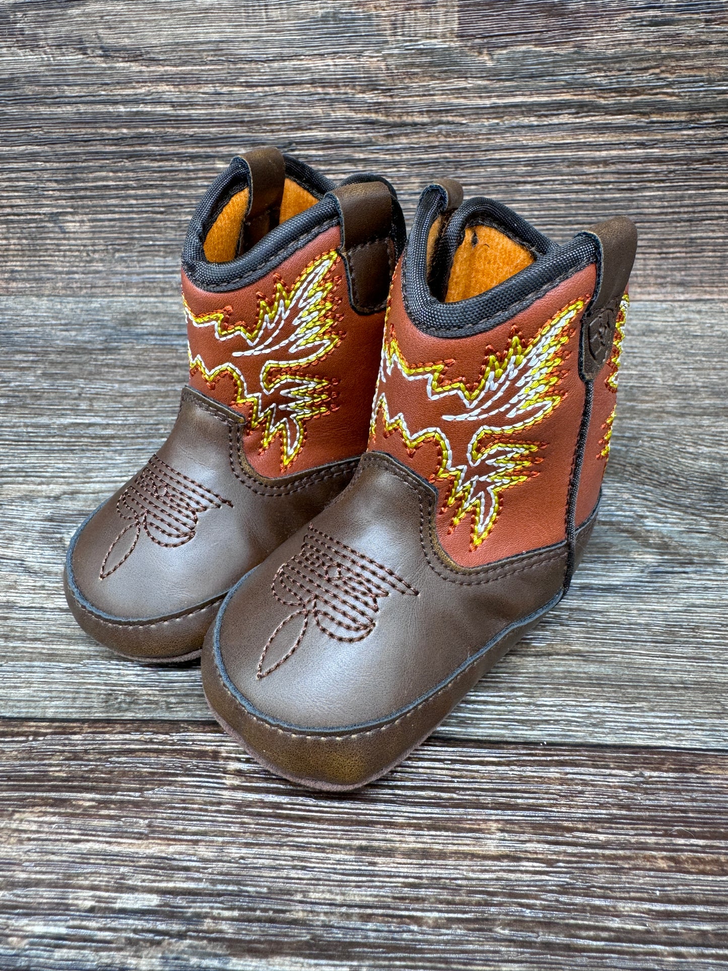 A442001402 Infant & Toddler Ariat Workhog Booties by Twister