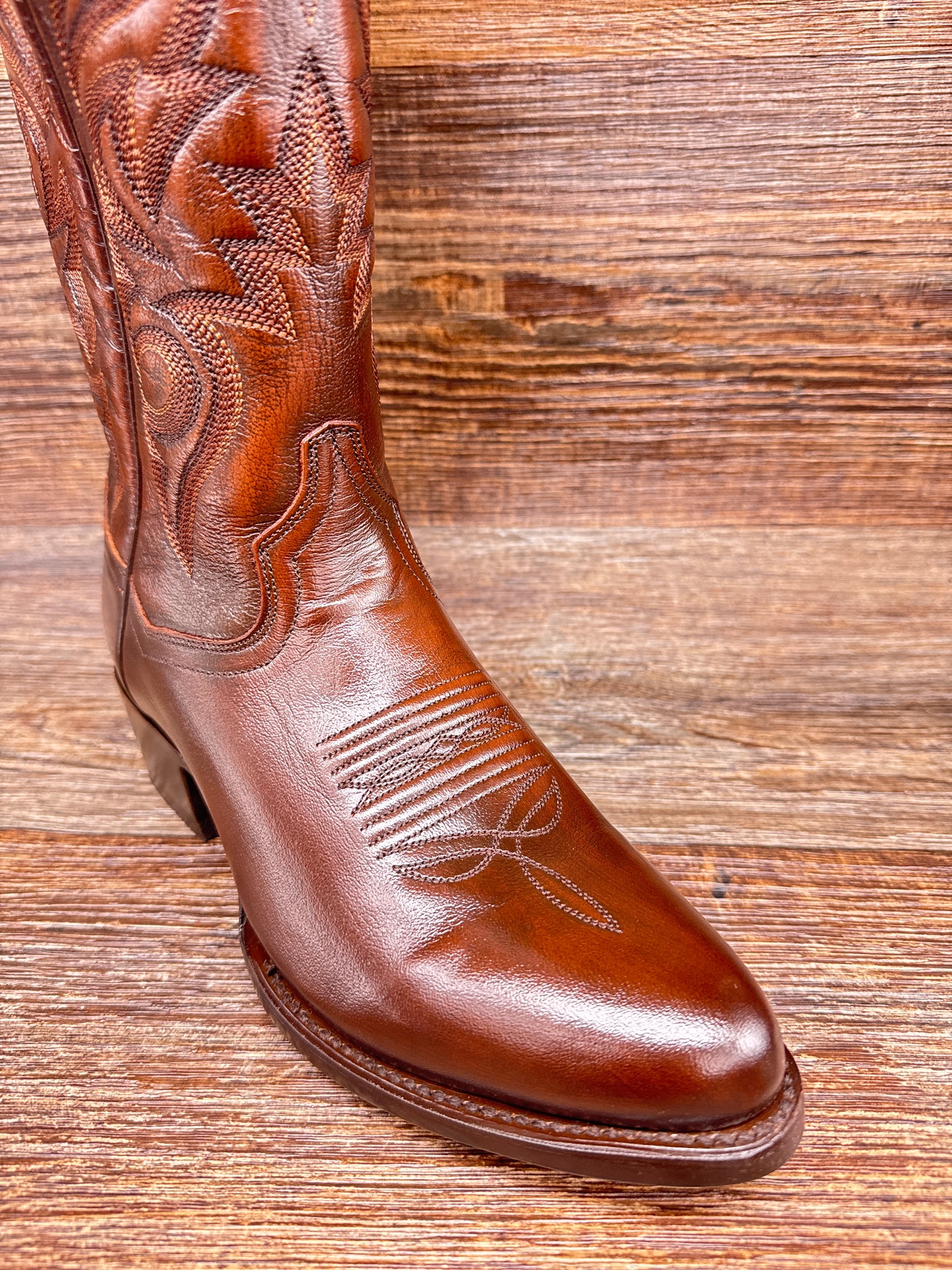 DP2111R Men's Milwaukee R Toe Western Boot by Dan Post