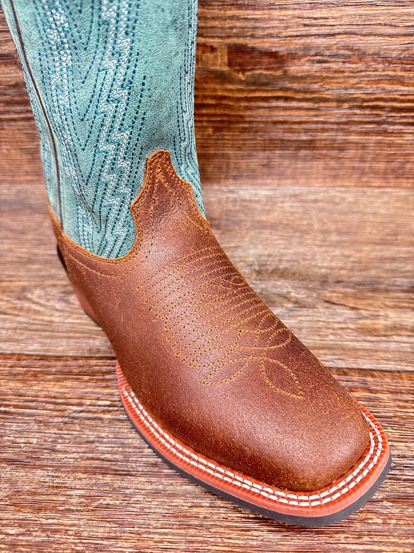 20007 Women's Sable Square Toe Western Boot by Laredo