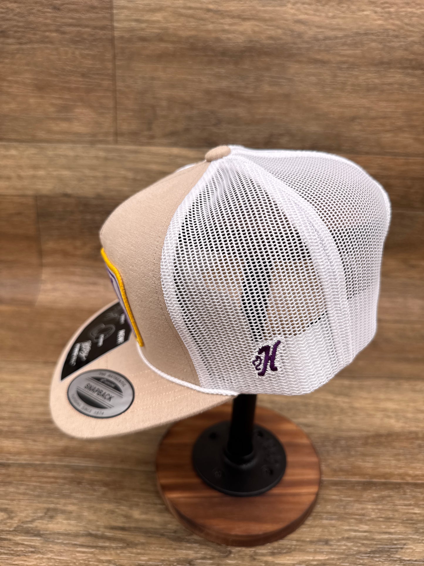 7439T-TNWH Louisiana State University Geaux Tigers Cap by Hooey