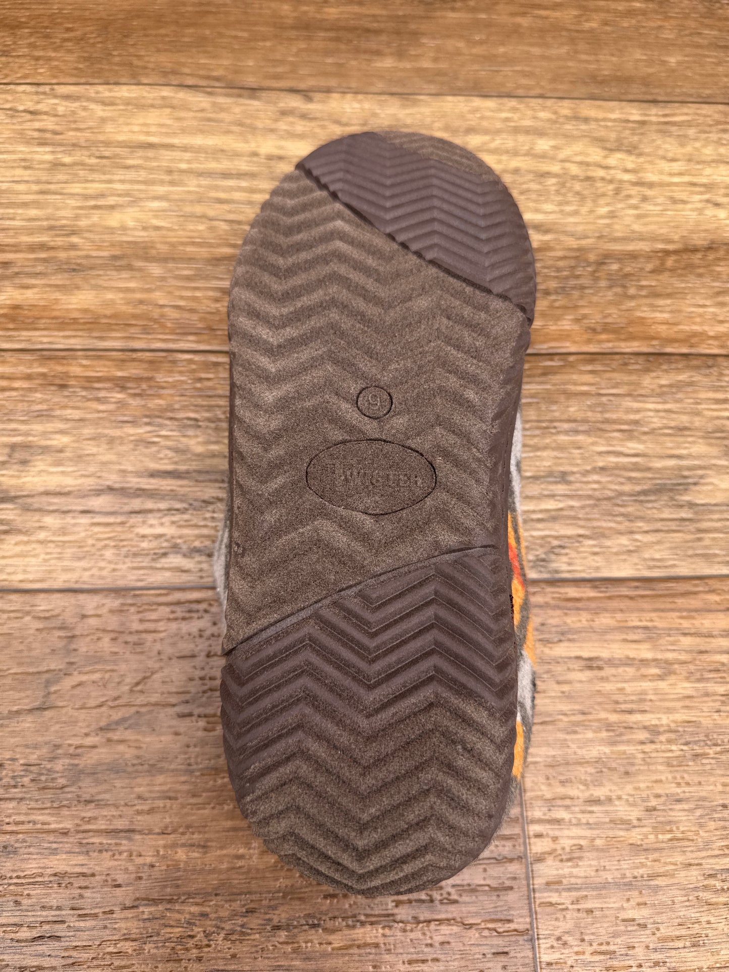 5739897 Men's Charlie Aztec Moccasin Slippers by M&F Western Products