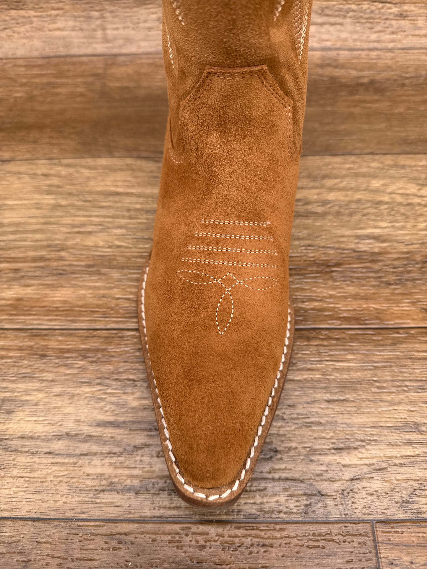 DI597CM Women's Thunder Road 16 inch Leather Boot by Dingo